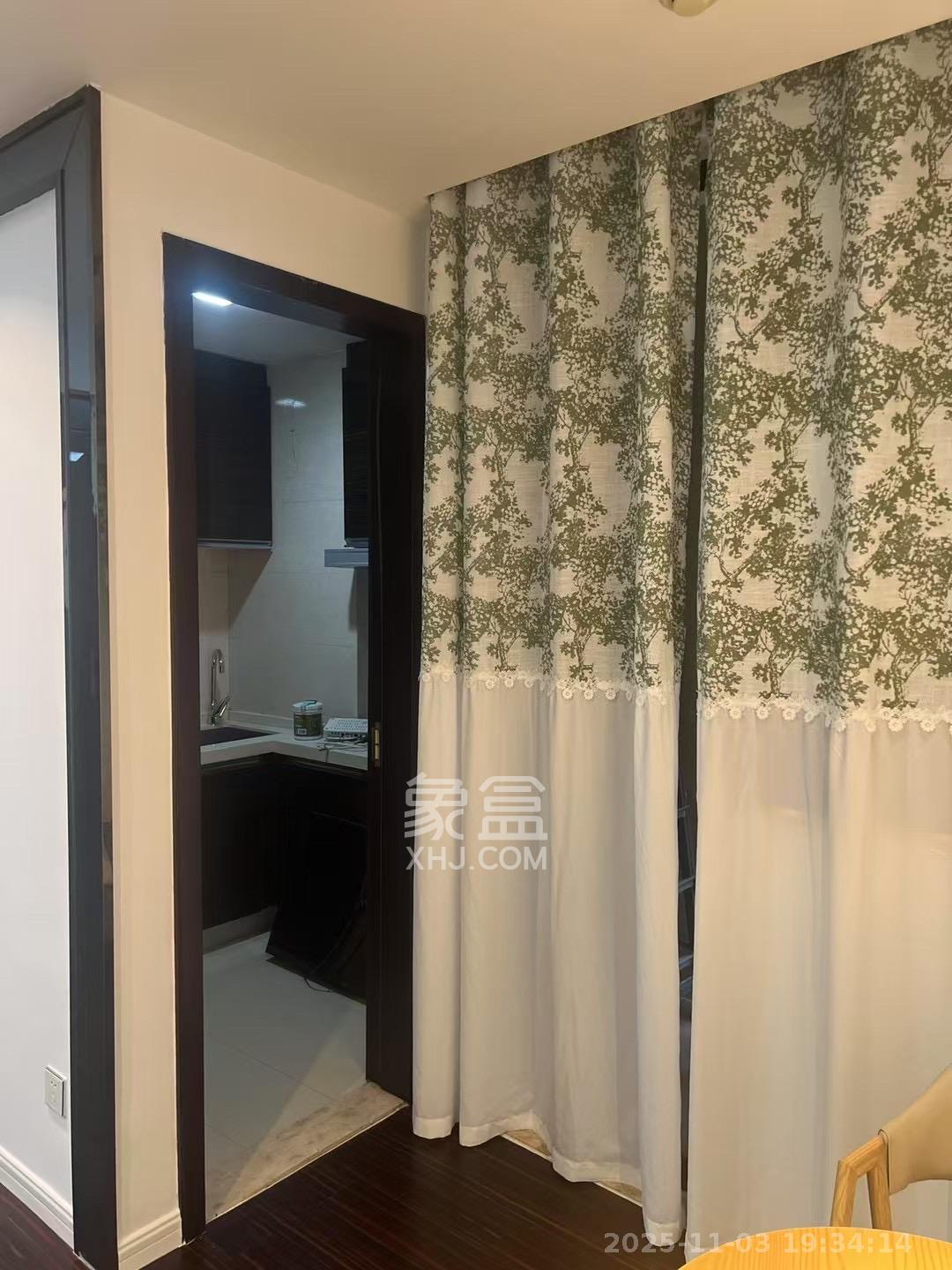 德思勤城市广场(宝格丽公寓) 1室1厅1卫 2300.0元/月 德思勤城市广场(宝格丽公寓) 1室1厅1卫 2300.0元/月室内图