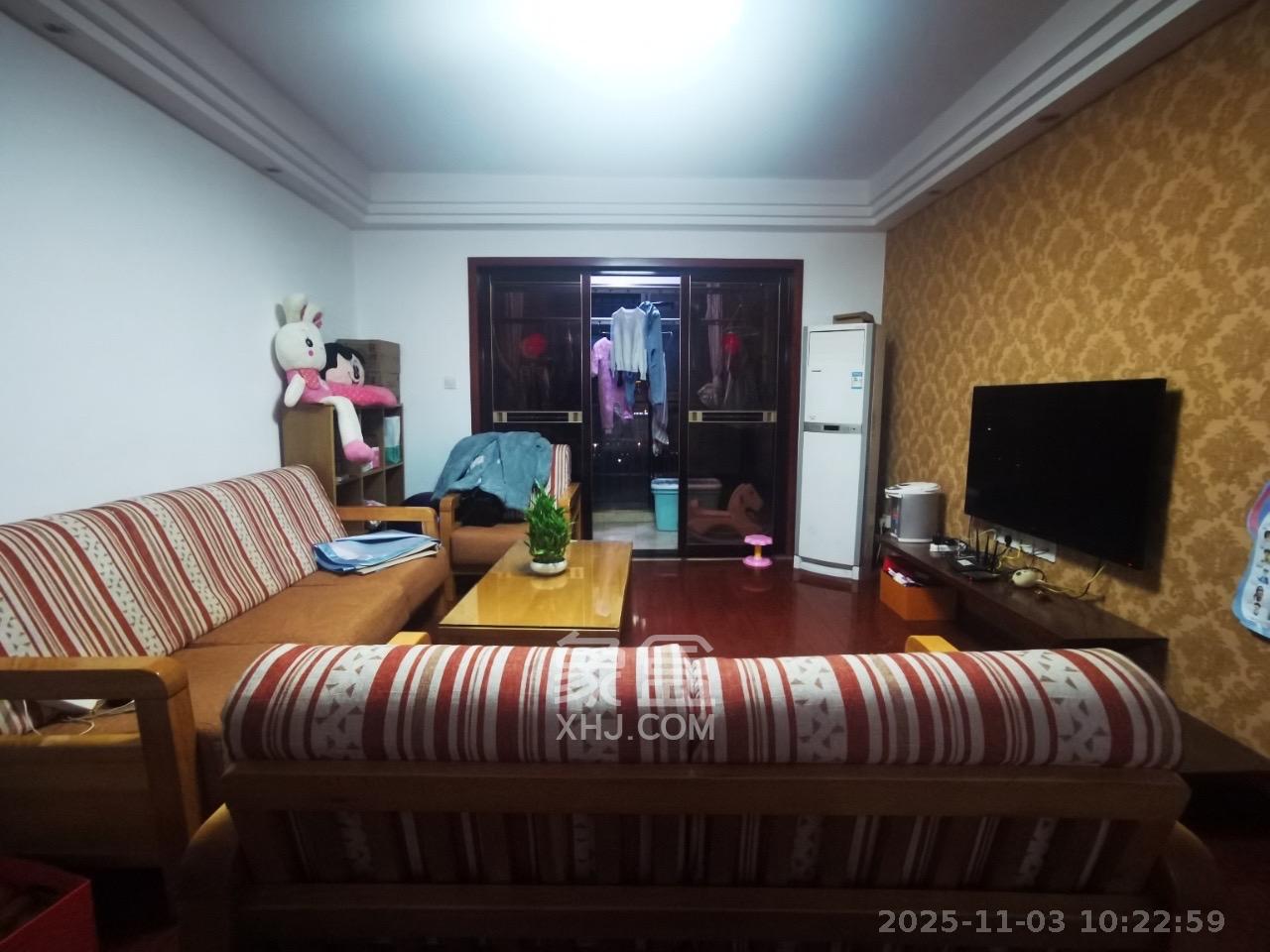 嘉华城(一期) 2室2厅1卫 2000.0元/月 嘉华城(一期) 2室2厅1卫 2000.0元/月室内图