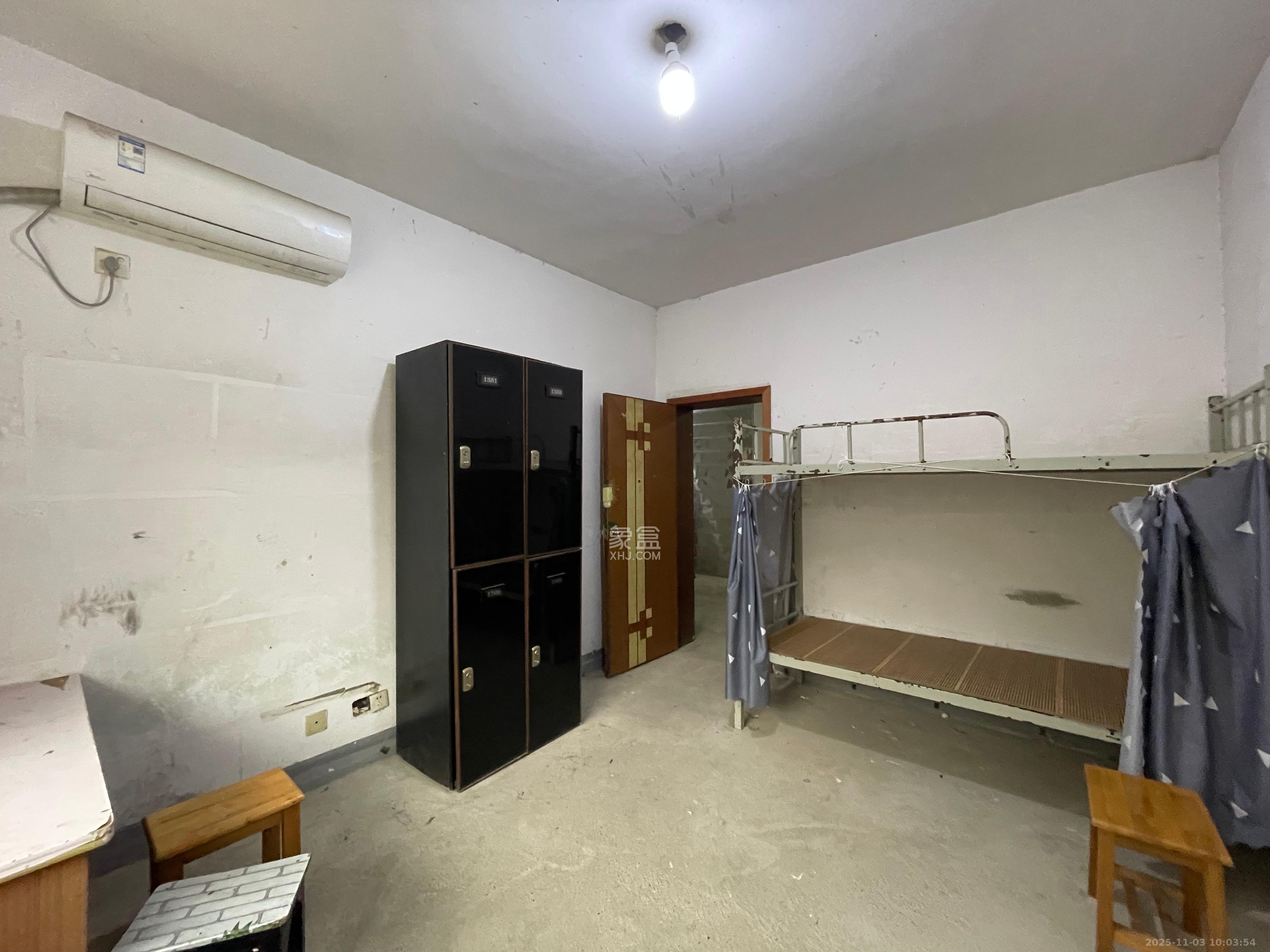 滨河小区  1室0厅0卫    2200.0元/月室内图