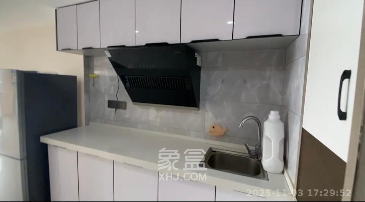 振业城三期  2室1厅1卫    2200.0元/月室内图