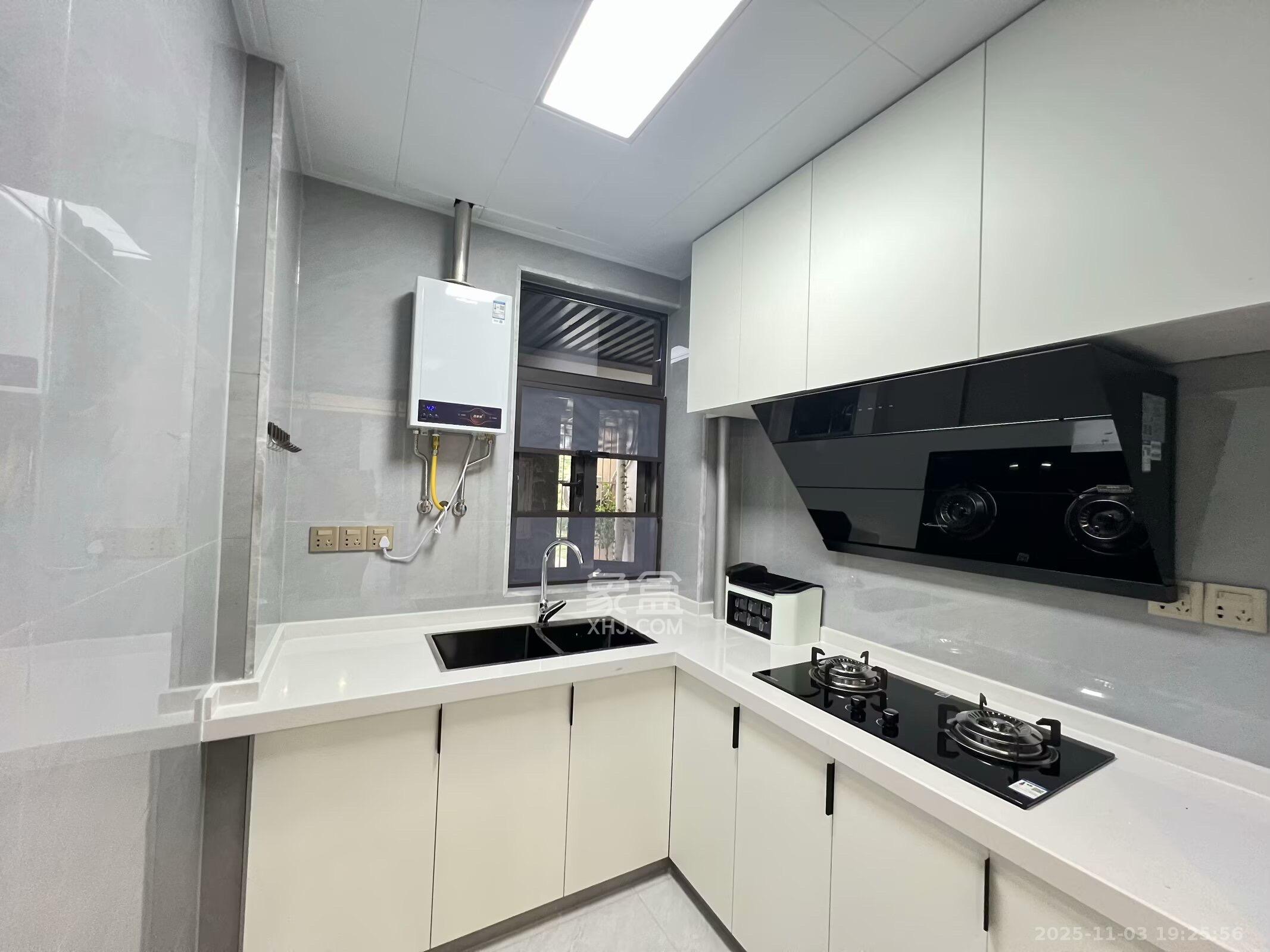 嘉雨东苑  2室1厅1卫    2900.0元/月室内图