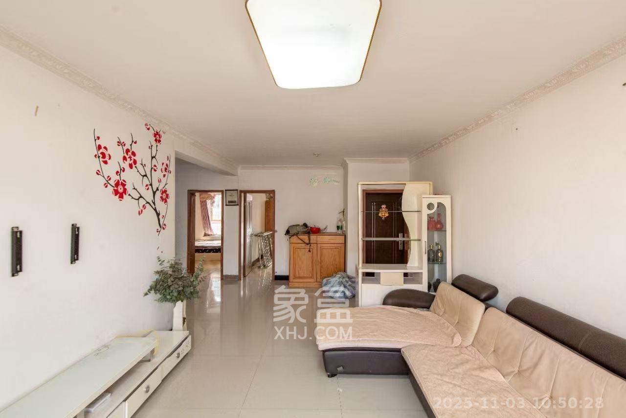 紫薇苑  4室1厅1卫    1800.0元/月