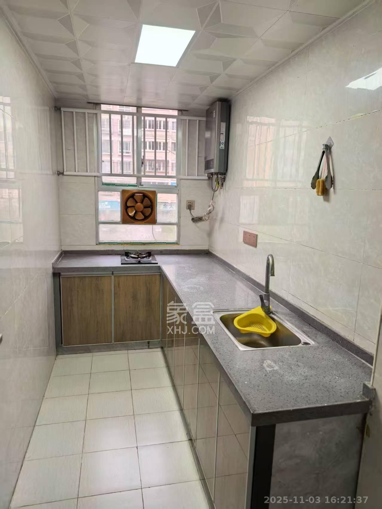 古堆山巷住宅区南湖路宿舍329号 1室1厅1卫 1400.0元/月 古堆山巷住宅区南湖路宿舍329号 1室1厅1卫 1400.0元/月室内图