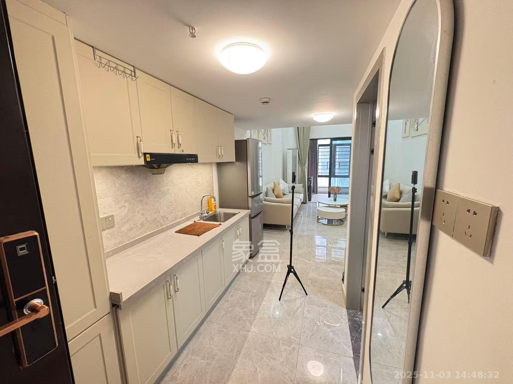 梦想新天地  1室0厅0卫    2200.0元/月室内图