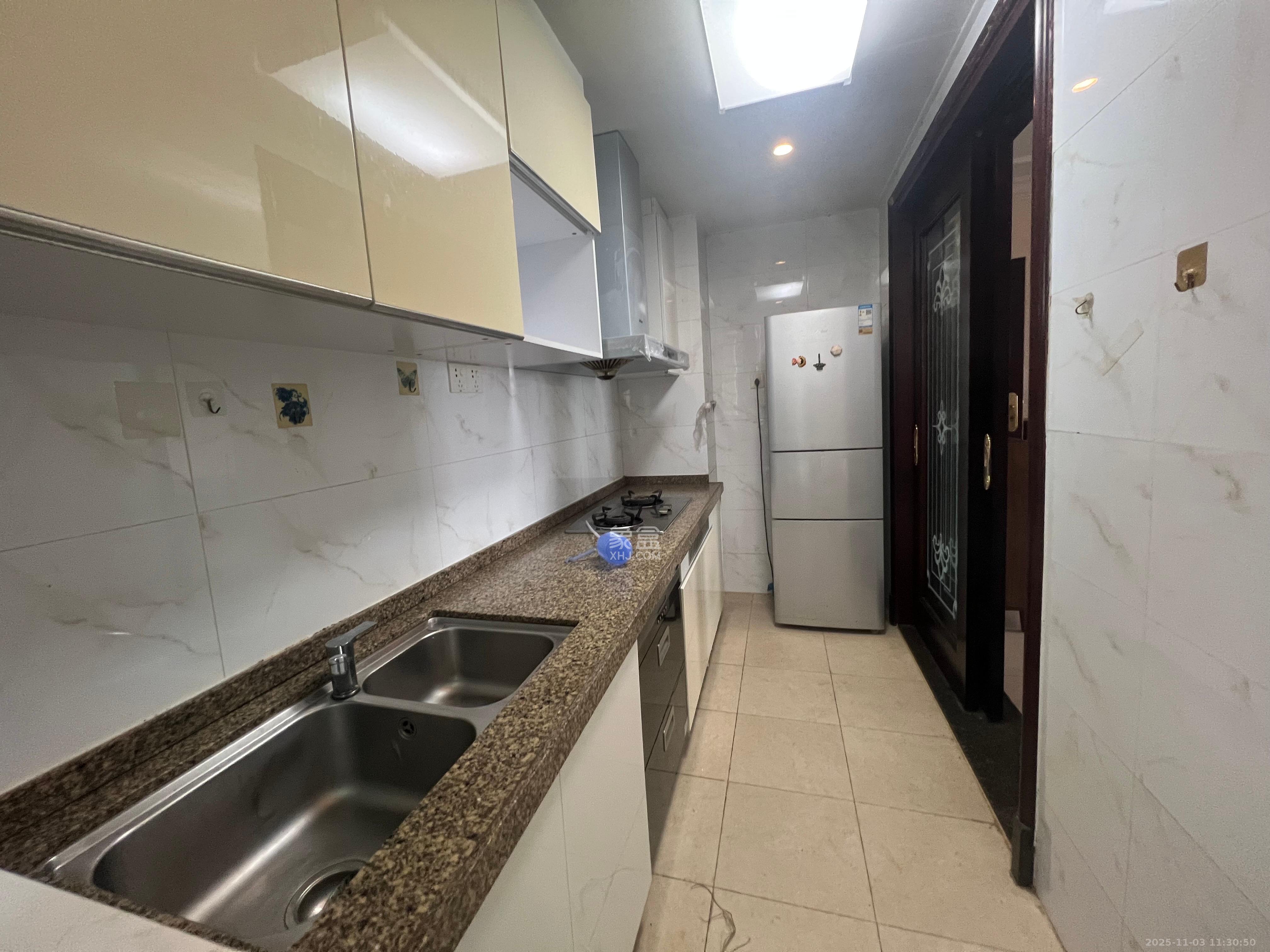 恒大雅苑  2室2厅1卫    2100.0元/月室内图