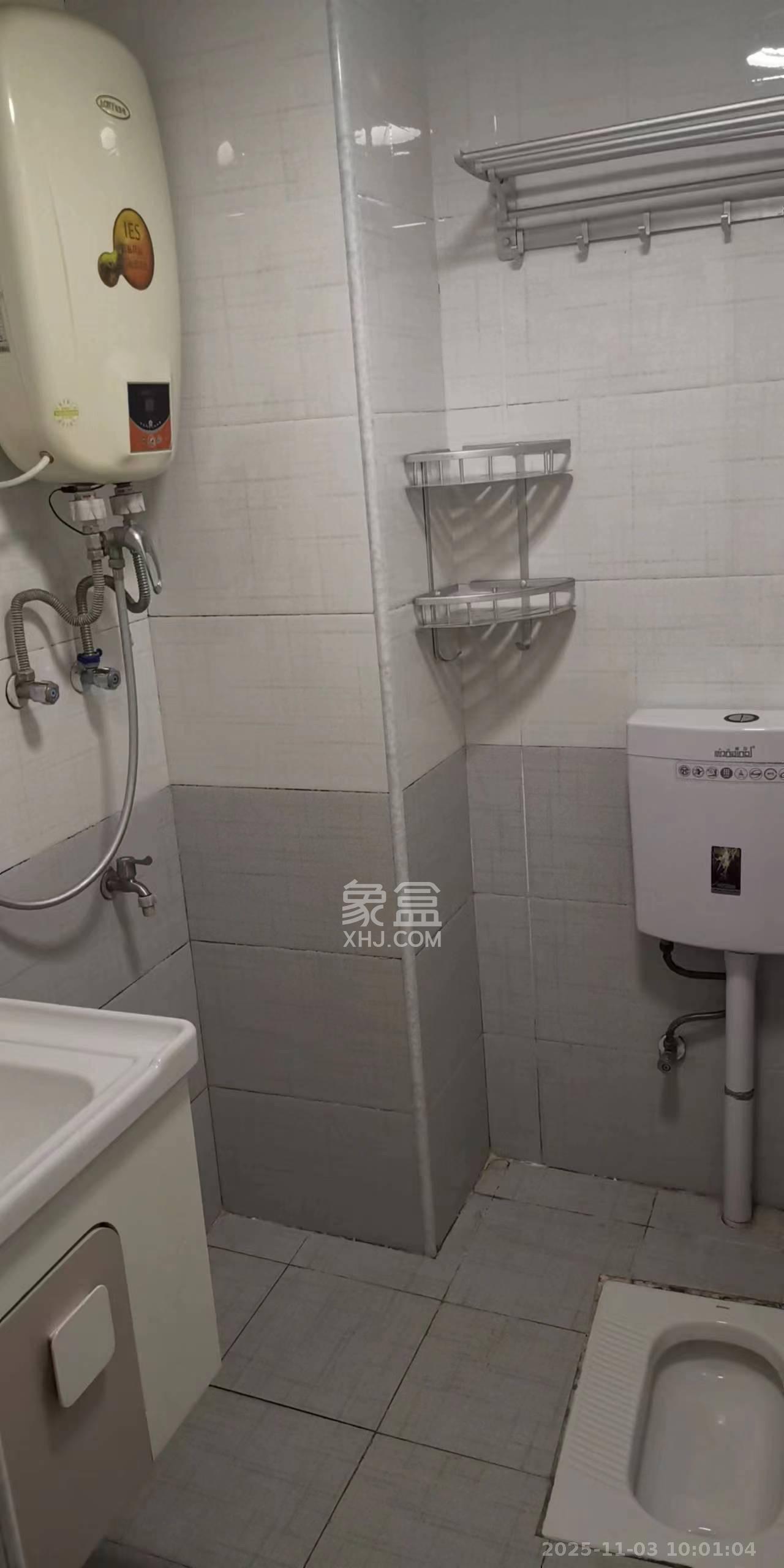 和庄  1室1厅1卫    1500.0元/月室内图