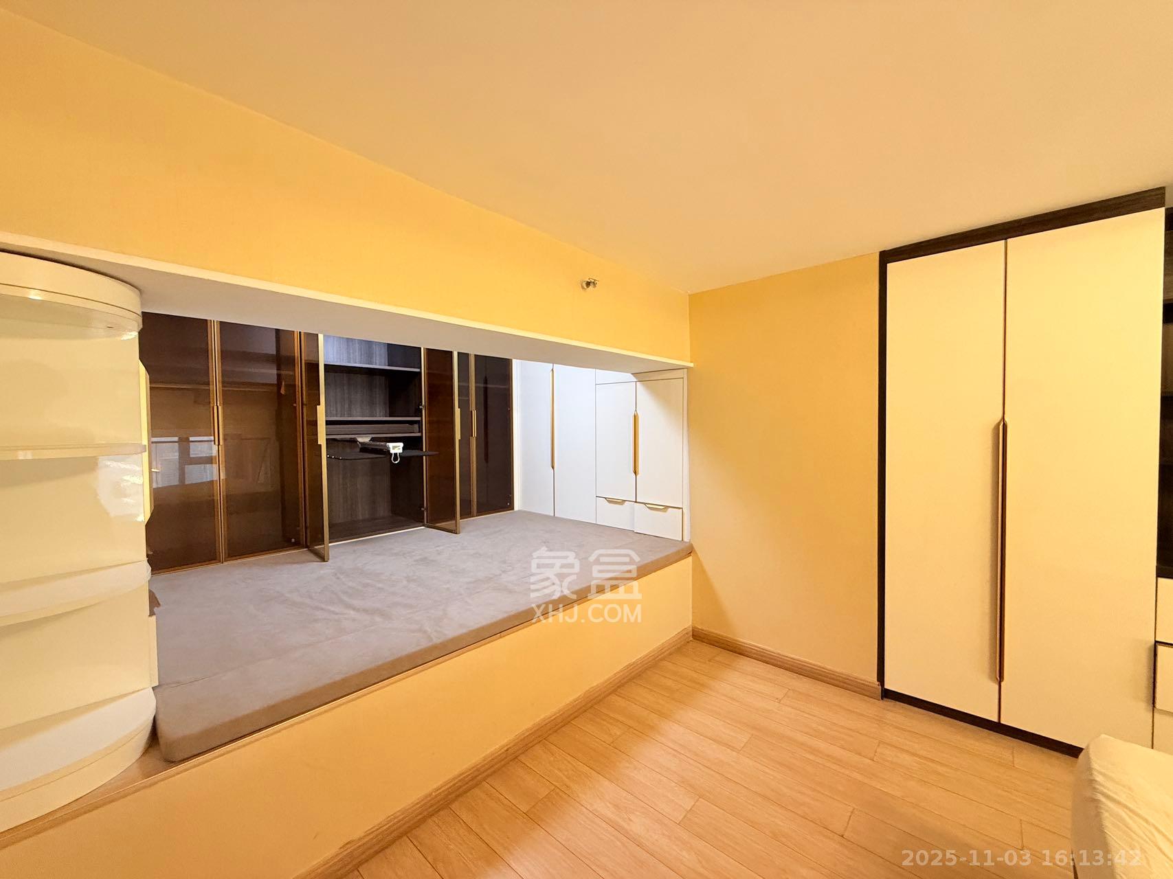 远洋外滩壹号  1室1厅1卫    2300.0元/月室内图