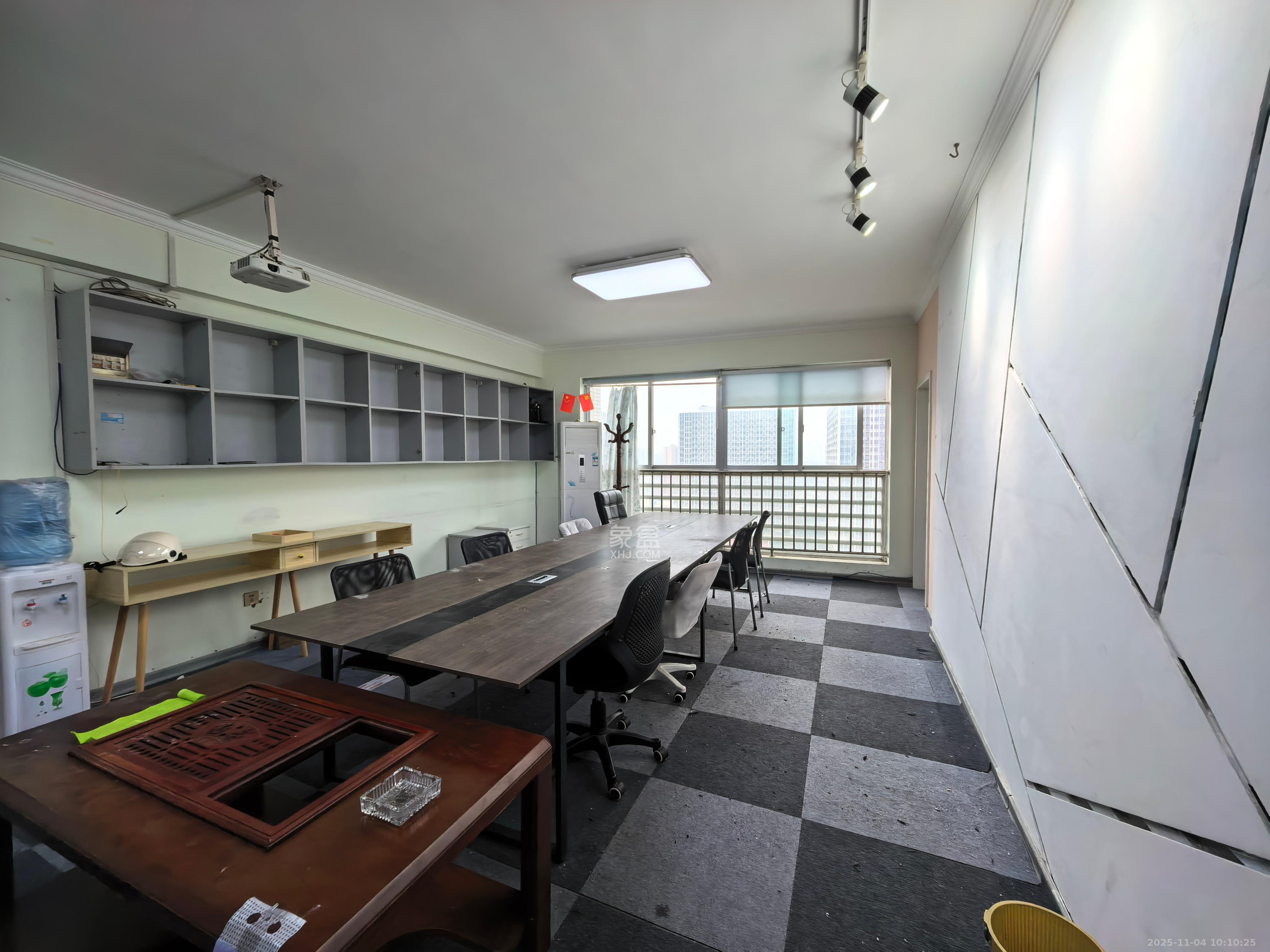 华菱新城地标 3室2厅1卫 2000.0元/月 华菱新城地标 3室2厅1卫 2000.0元/月室内图