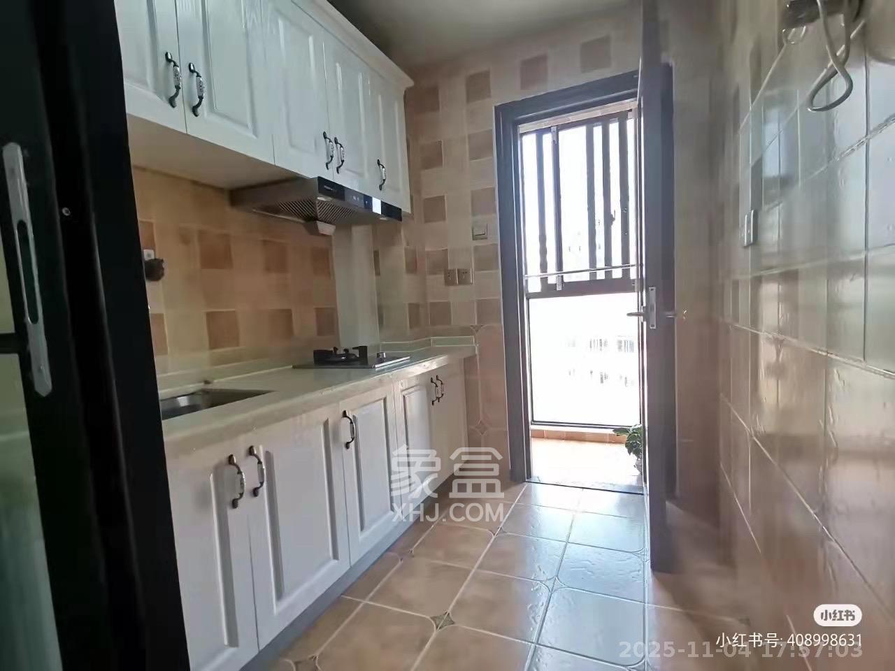 第六都（陆都小区）  1室1厅1卫    2000.0元/月室内图