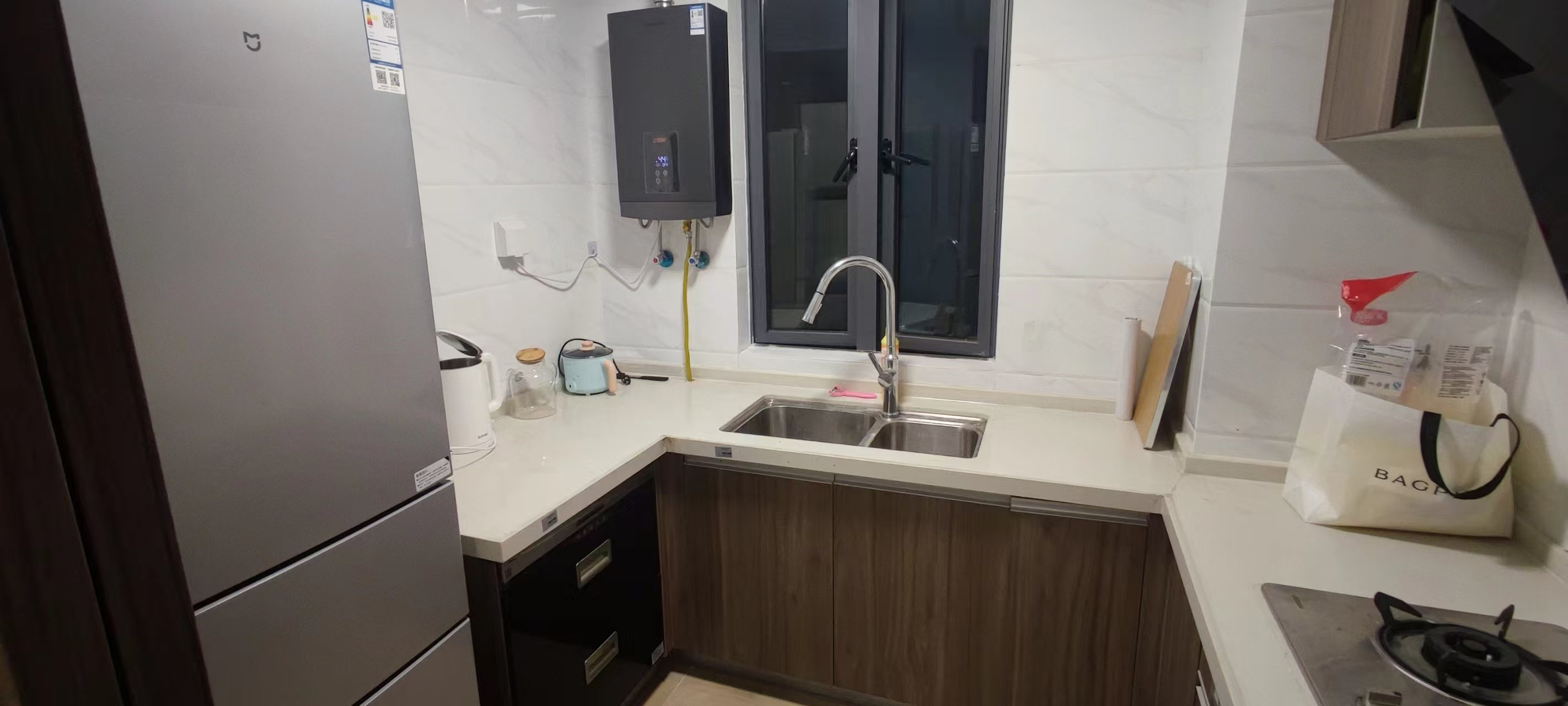 碧桂园梓山府 3室2厅2卫 1900.0元/月 碧桂园梓山府 3室2厅2卫 1900.0元/月室内图