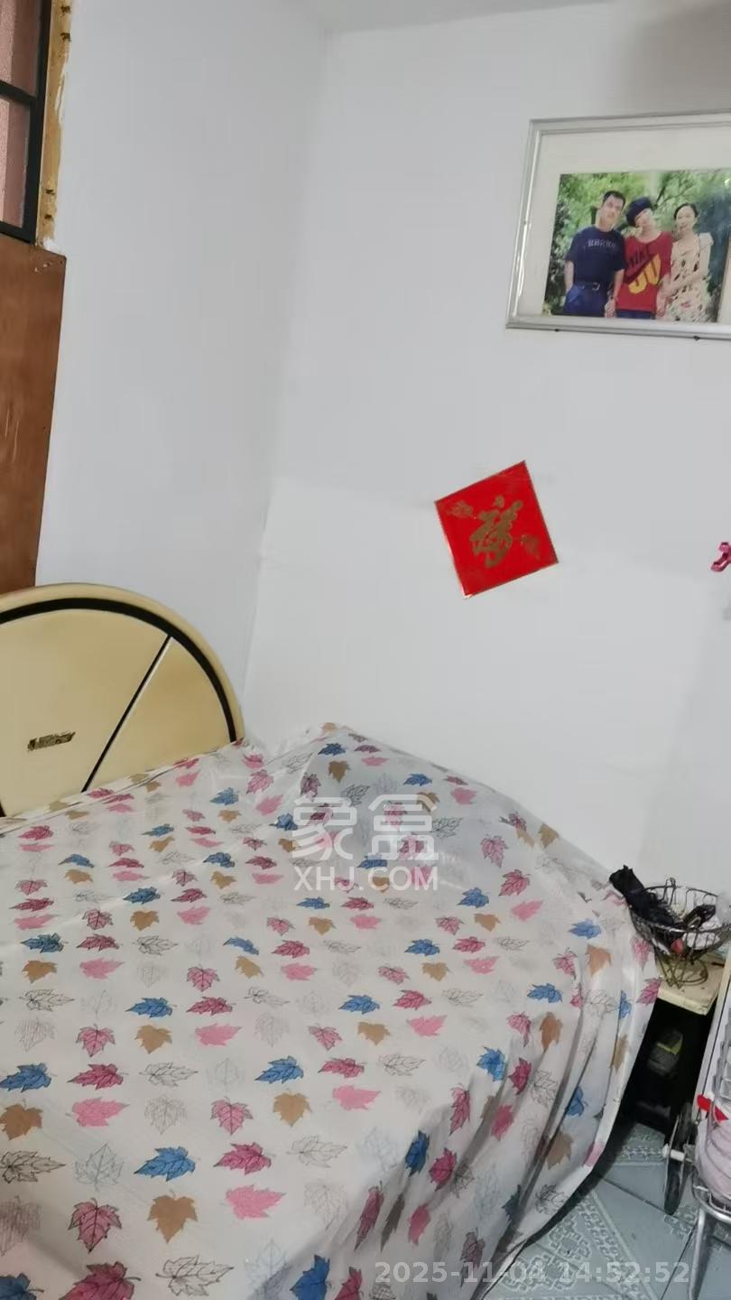 桐荫里社区 1室1厅1卫 1200.0元/月 桐荫里社区 1室1厅1卫 1200.0元/月室内图