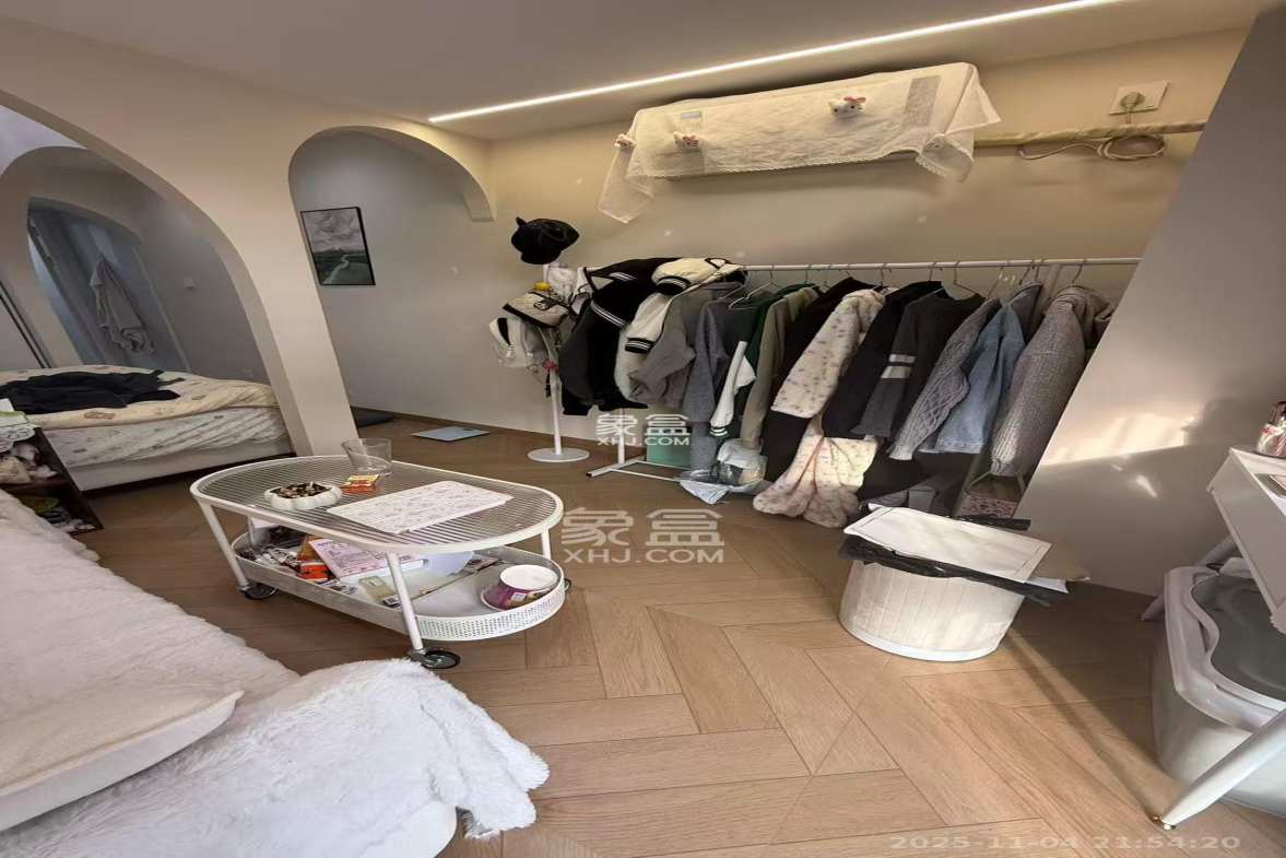 凯通国际城(凯通朝庭) 1室1厅1卫 2100.0元/月 凯通国际城(凯通朝庭) 1室1厅1卫 2100.0元/月室内图