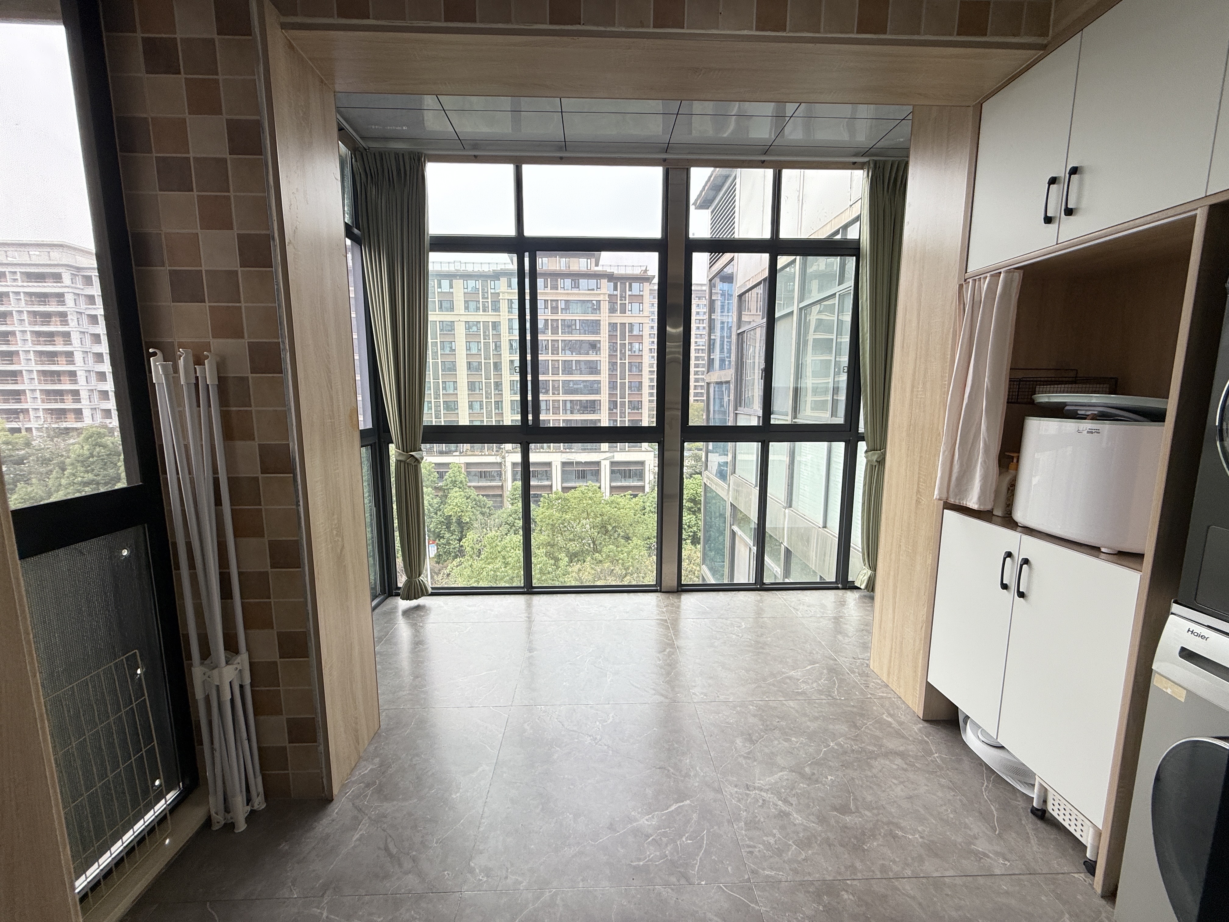 大学康城 1室0厅0卫 65.8万 大学康城 1室0厅0卫 65.8万阳台