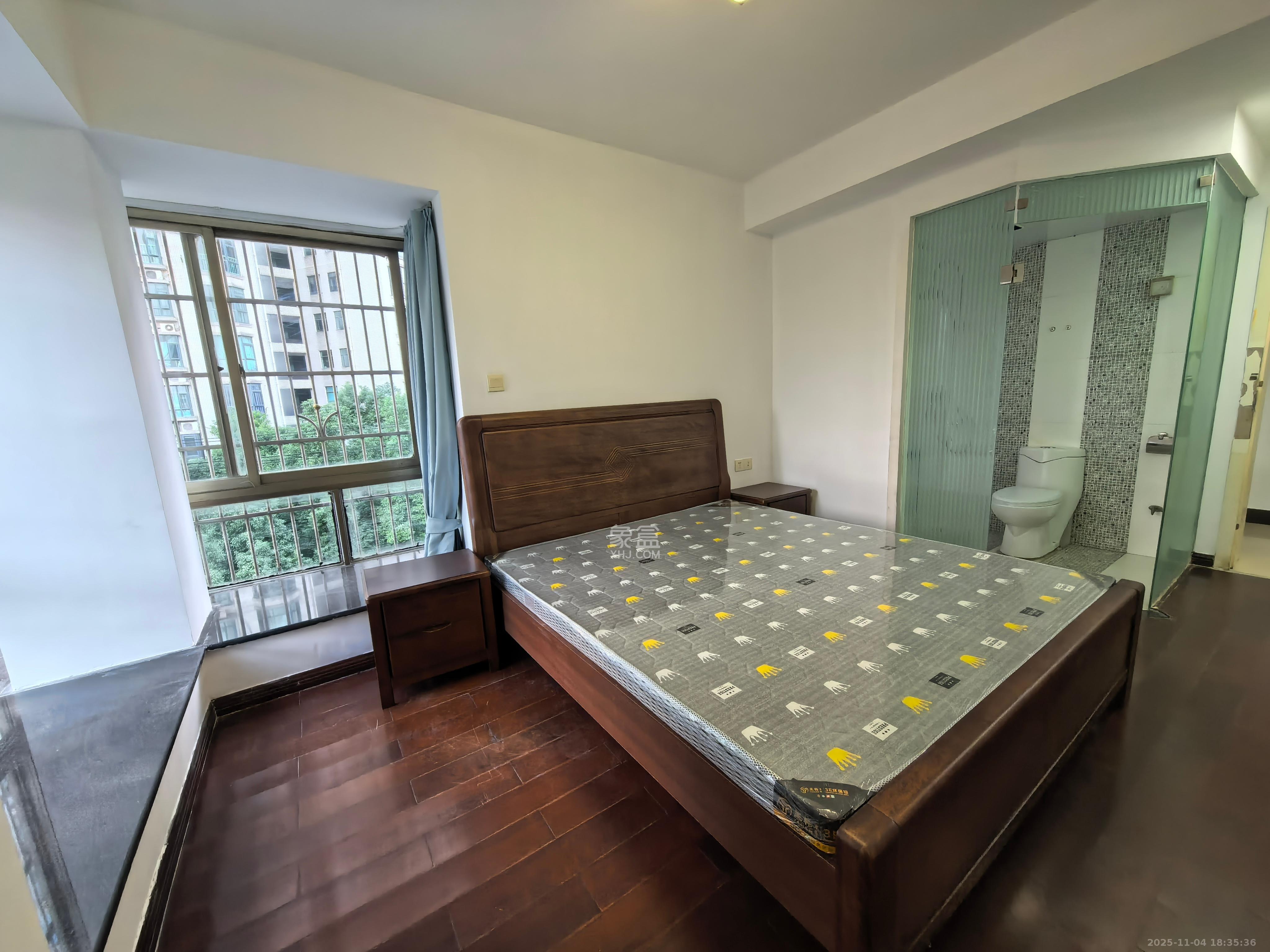 佳天雅苑  3室2厅1卫    2600.0元/月室内图