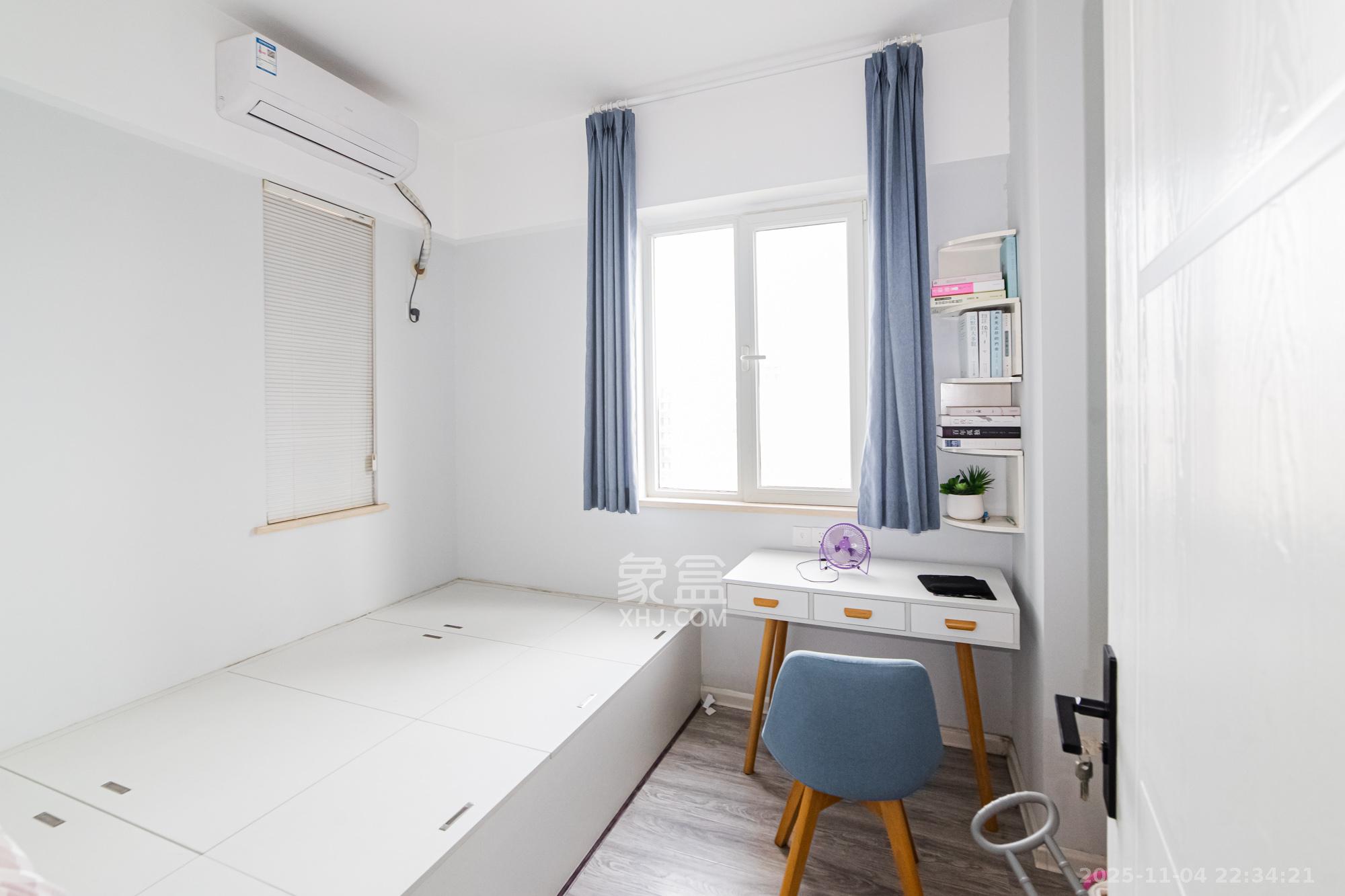 北辰三角洲E4区 2室2厅1卫 85.0万 北辰三角洲E4区 2室2厅1卫 85.0万卧室