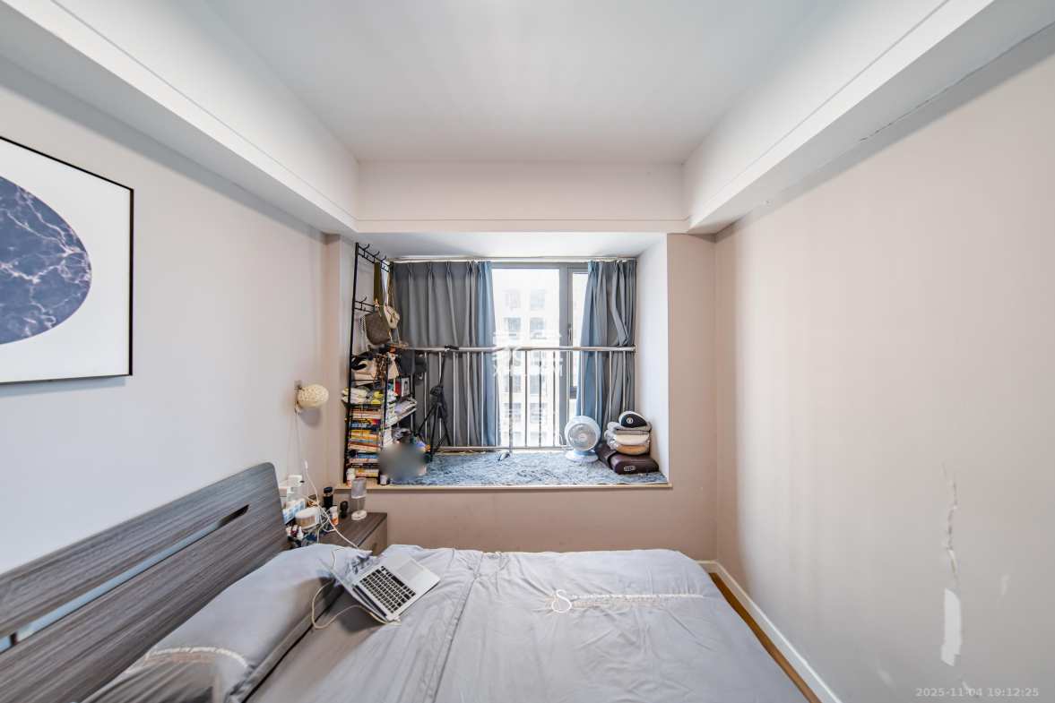 里约荟 3室2厅2卫 90.0万 里约荟 3室2厅2卫 90.0万卧室