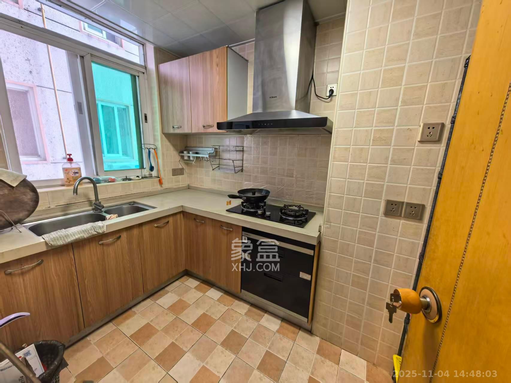 电信308  2室2厅1卫    3800.0元/月室内图