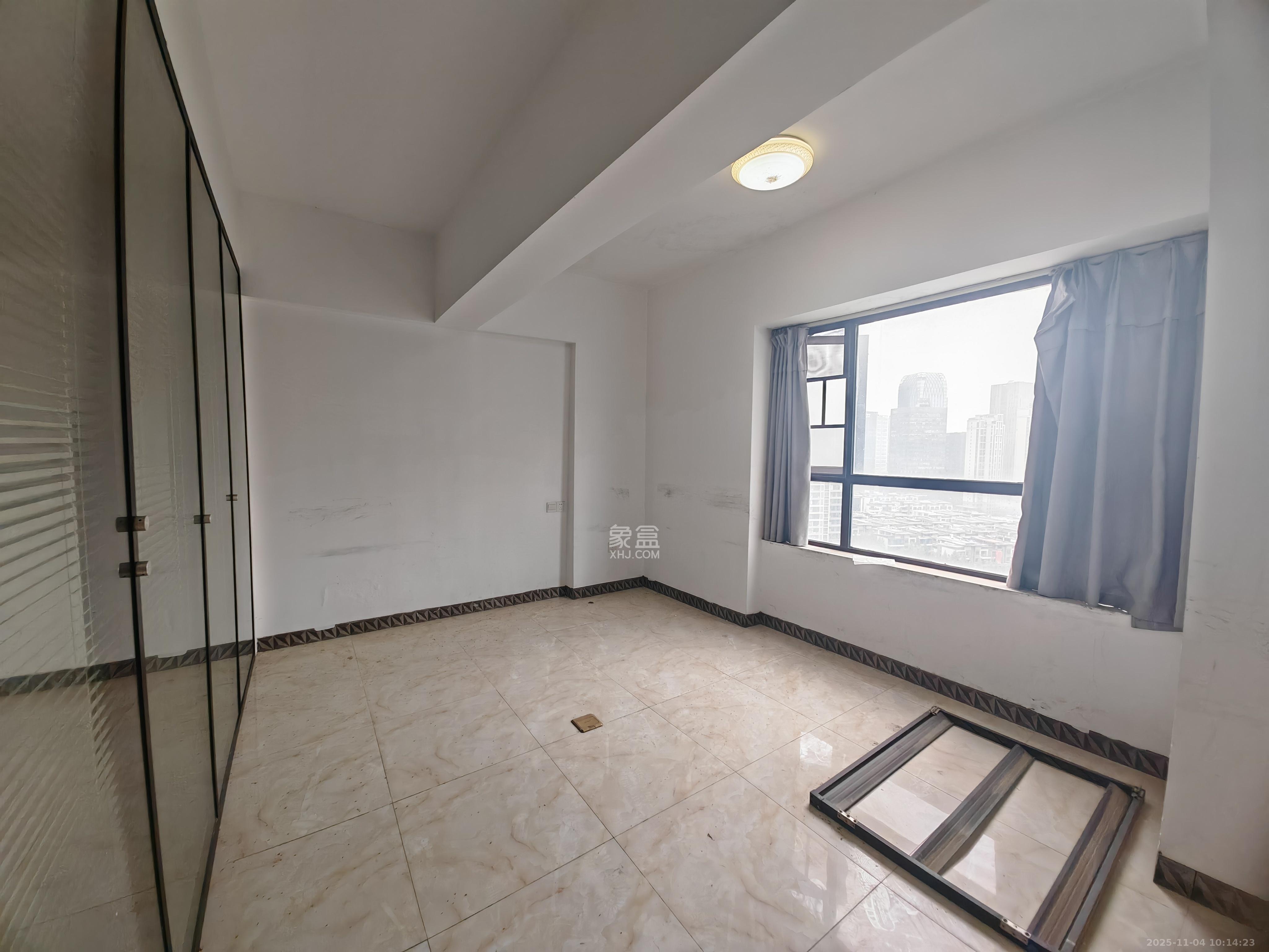 当代滨江MOMA 2室2厅2卫 4000.0元/月 当代滨江MOMA 2室2厅2卫 4000.0元/月室内图