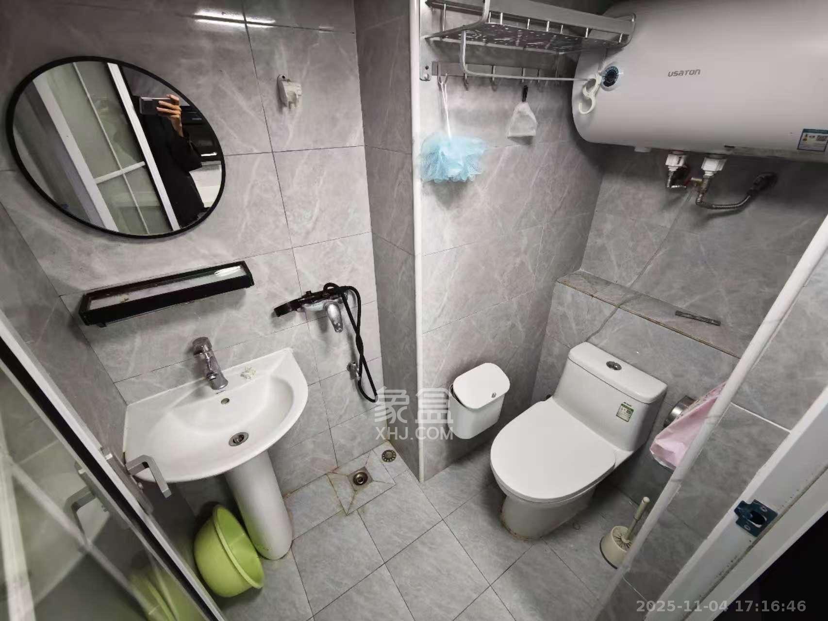 万科金色梦想B区 1室1厅1卫 1700.0元/月 万科金色梦想B区 1室1厅1卫 1700.0元/月室内图