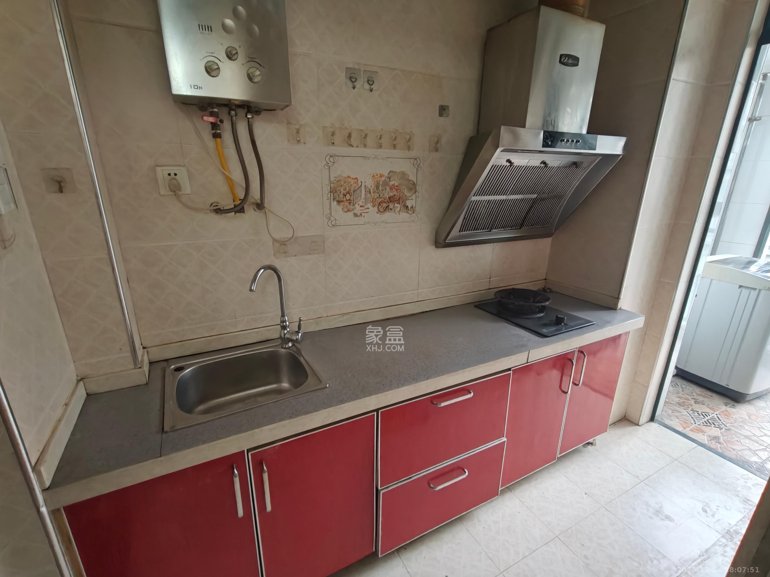 时代先锋 1室1厅1卫 1400.0元/月 时代先锋 1室1厅1卫 1400.0元/月室内图