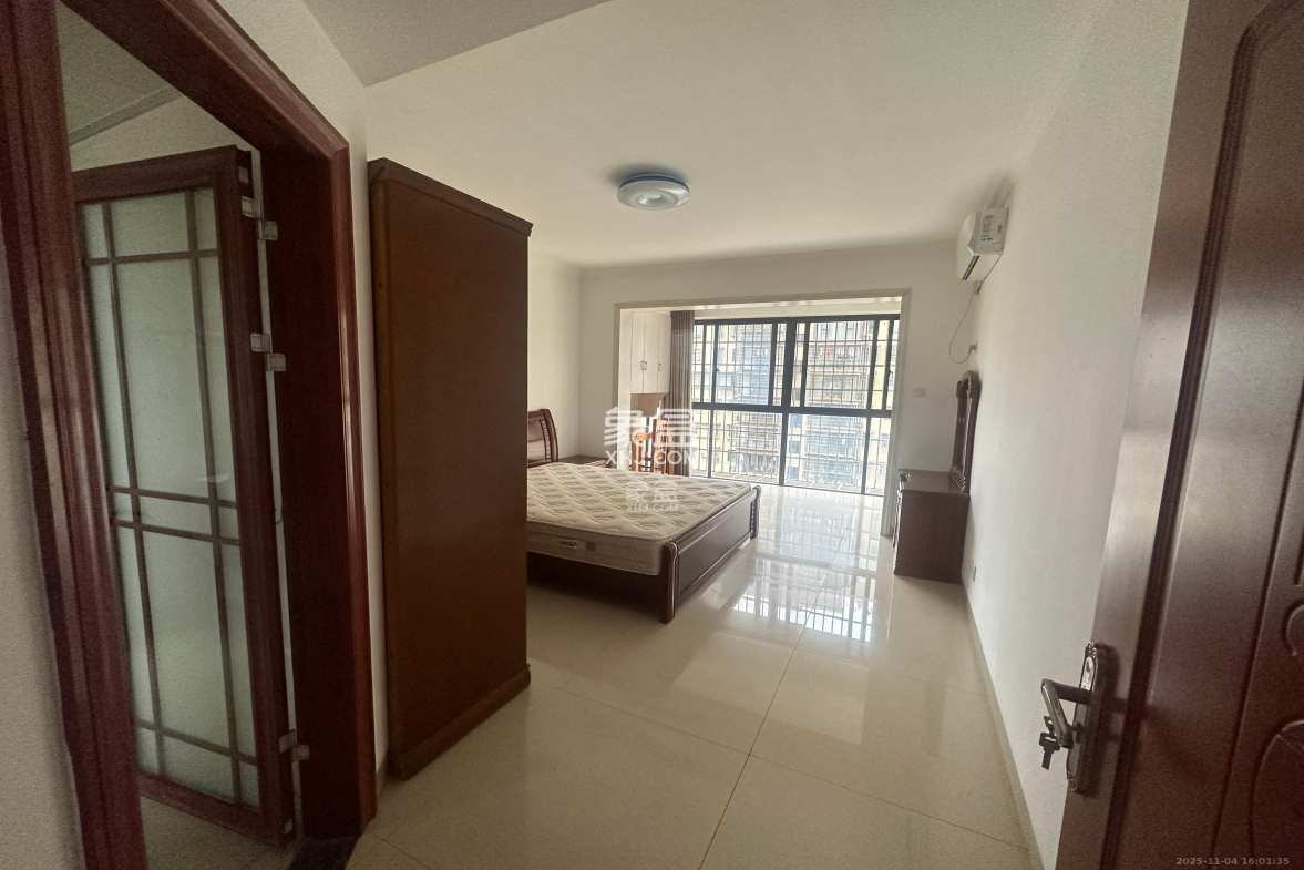 星城新宇莲景苑 3室1厅1卫 2700.0元/月 星城新宇莲景苑 3室1厅1卫 2700.0元/月室内图