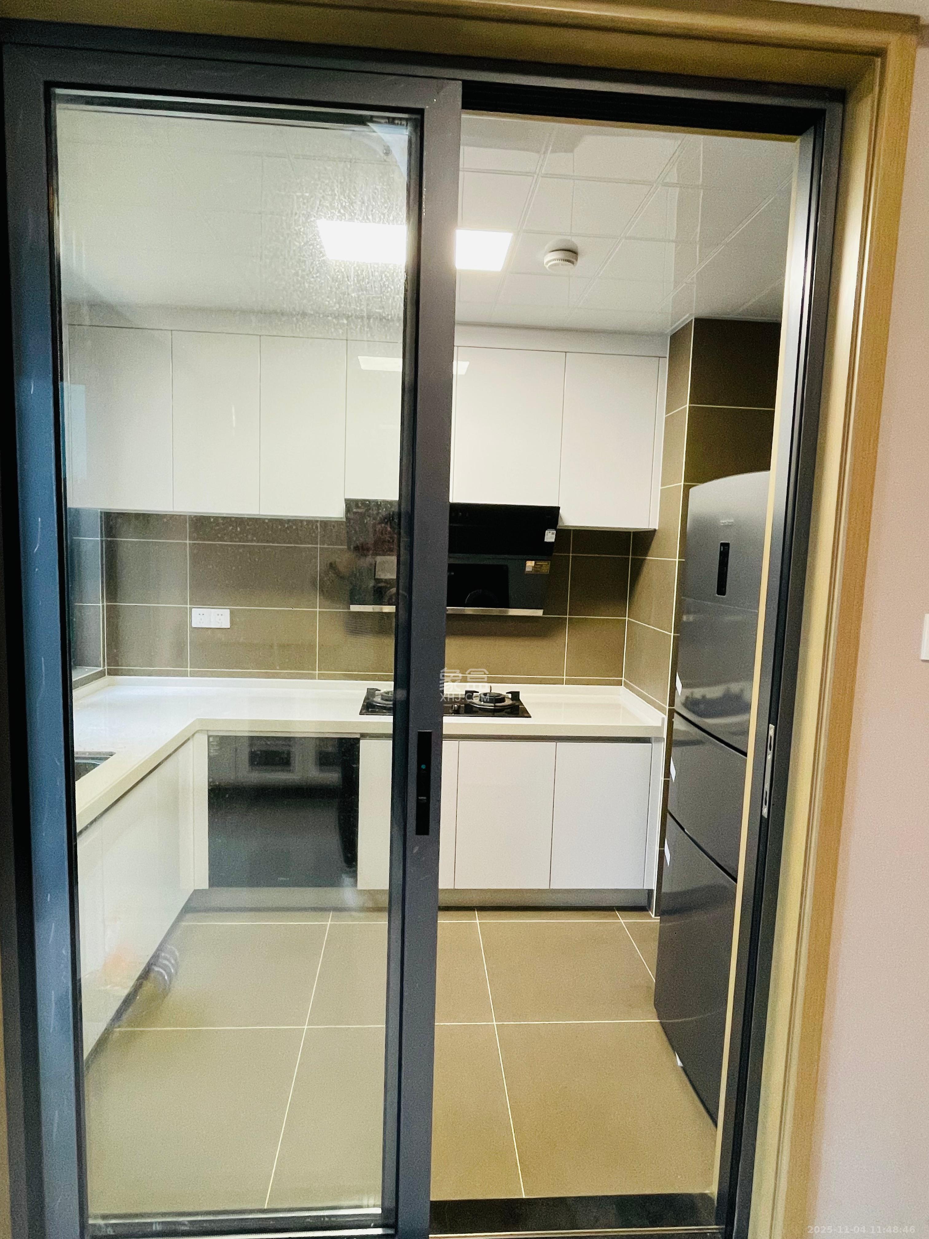 运达锦绣广场  3室2厅2卫    3200.0元/月室内图