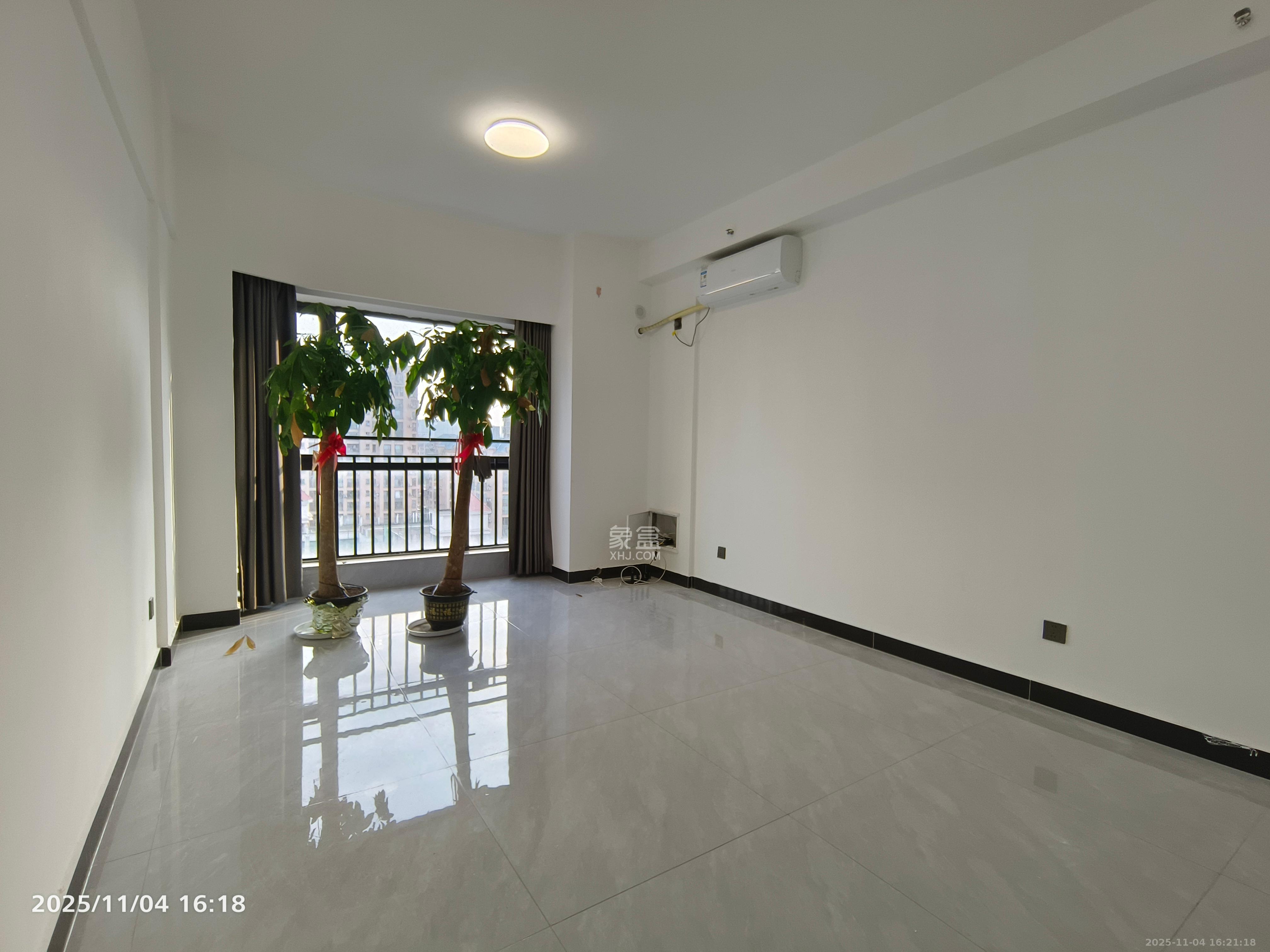 旭辉国际广场（永升商业广场）  1室1厅1卫    1600.0元/月室内图