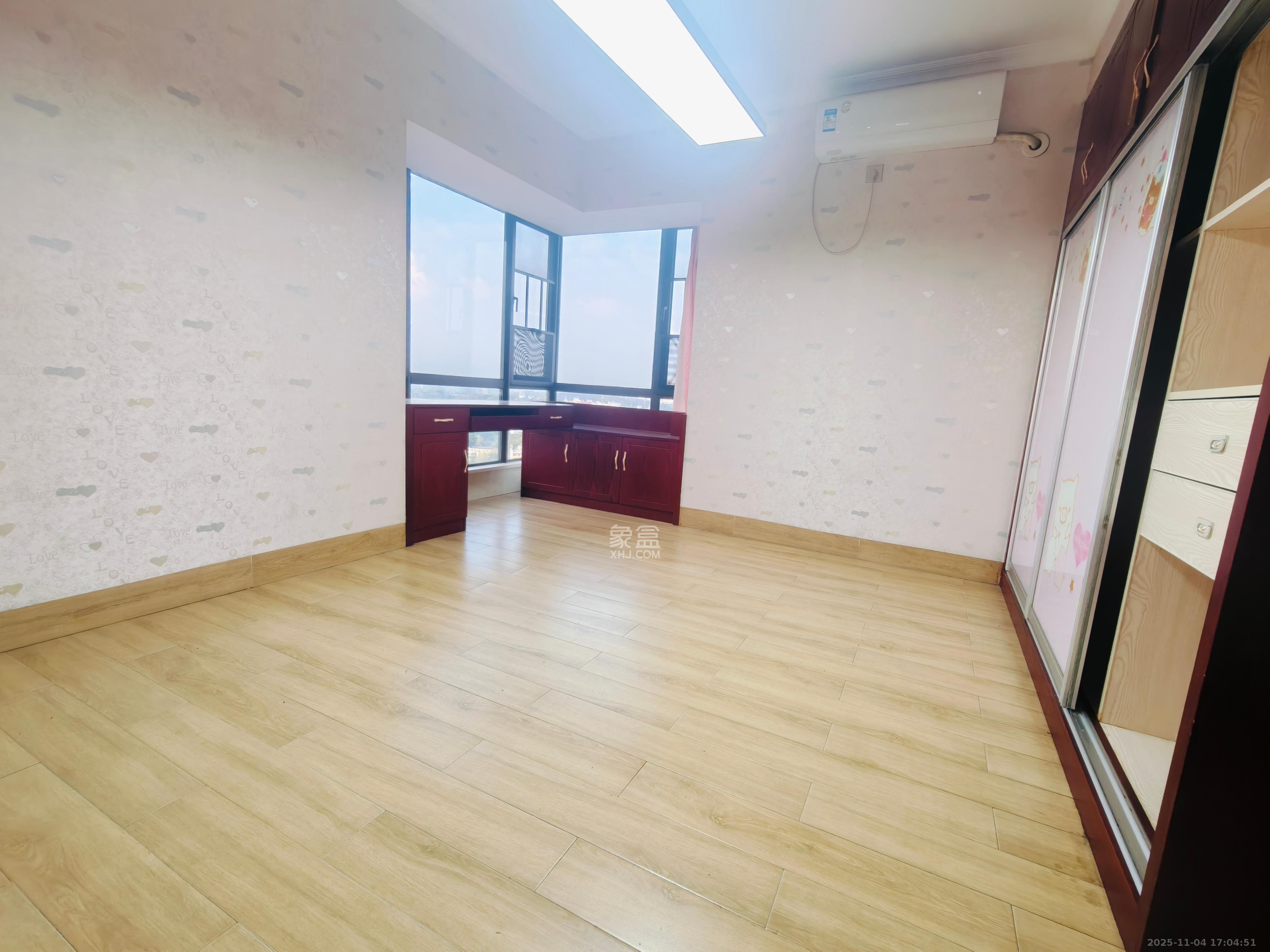 海洋半岛（月珑湾）  1室0厅0卫    3200.0元/月室内图