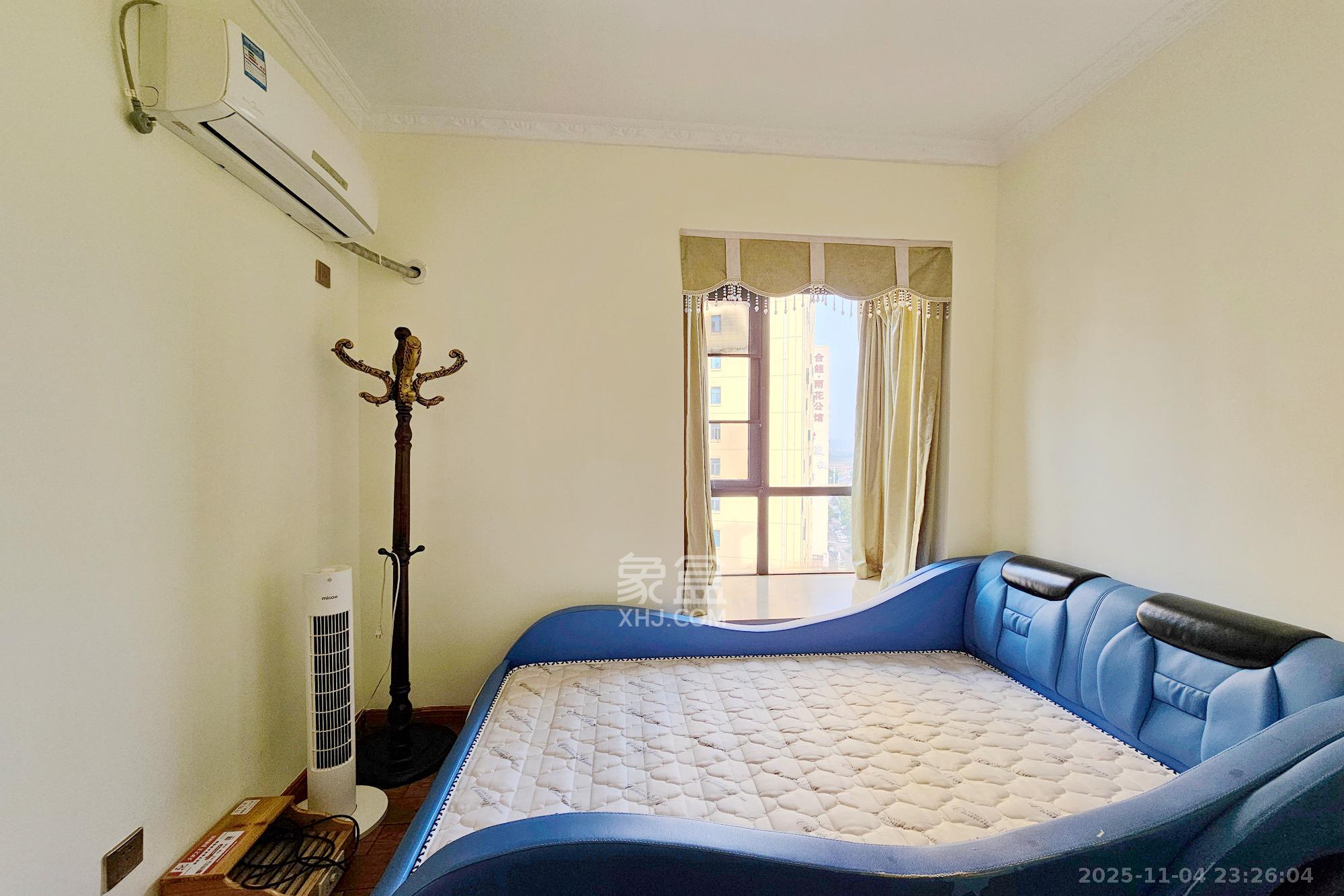 茂华国际湘  3室2厅2卫    113.0万卧室