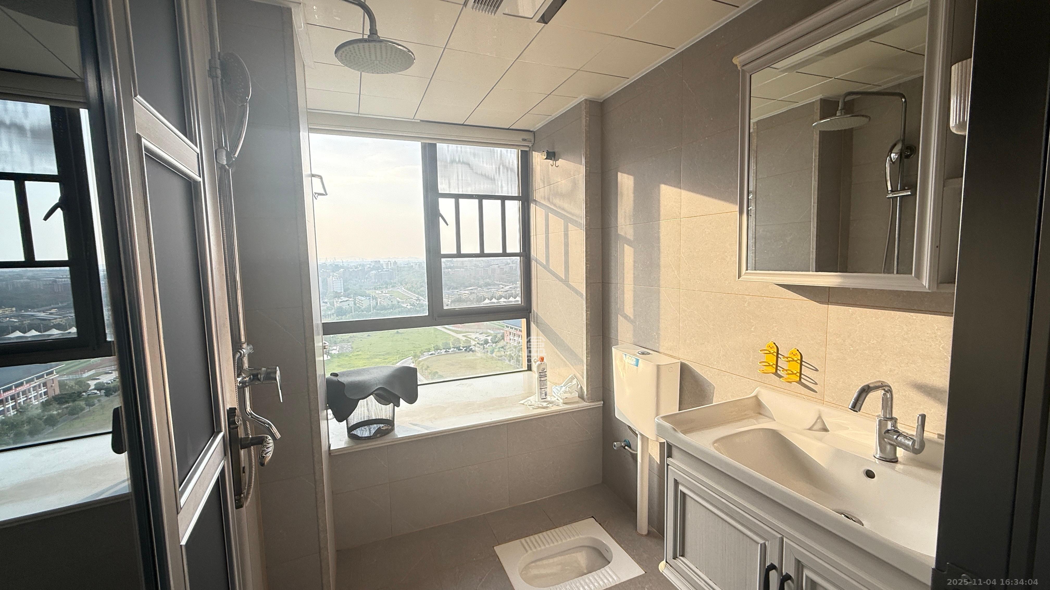 金侨城 1室0厅0卫 1800.0元/月 金侨城 1室0厅0卫 1800.0元/月室内图