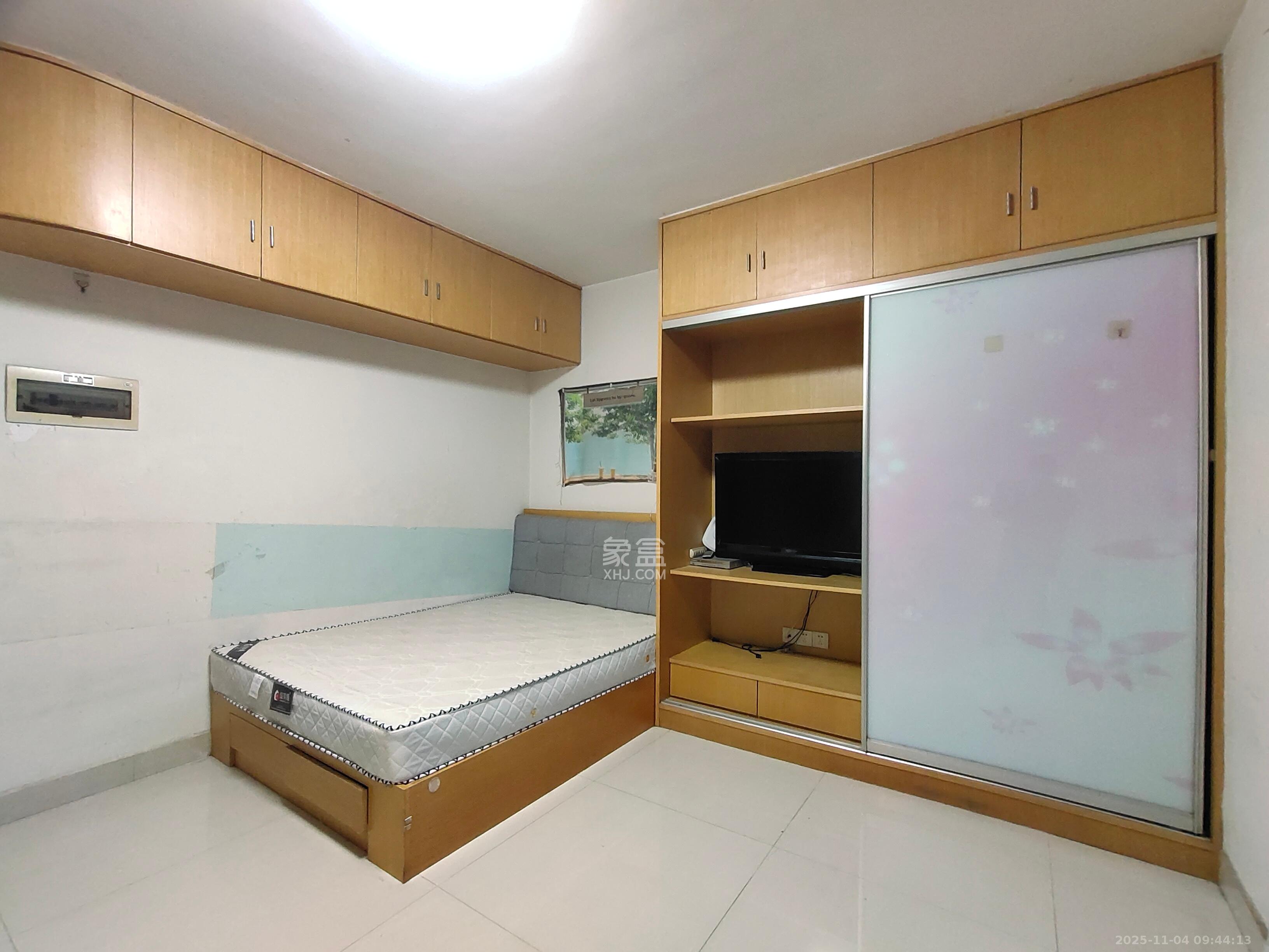 都市馨园 1室1厅1卫 1250.0元/月 都市馨园 1室1厅1卫 1250.0元/月室内图