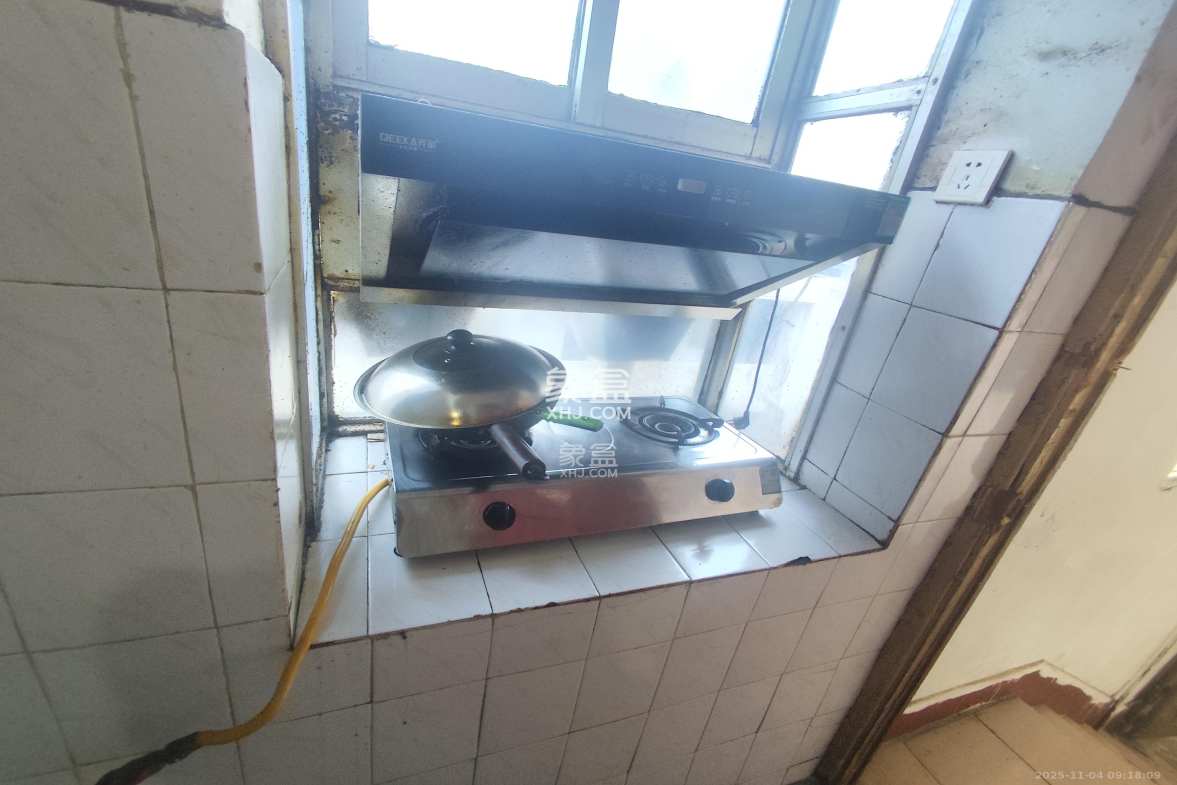 稻谷仓散盘 1室1厅1卫 1350.0元/月 稻谷仓散盘 1室1厅1卫 1350.0元/月室内图