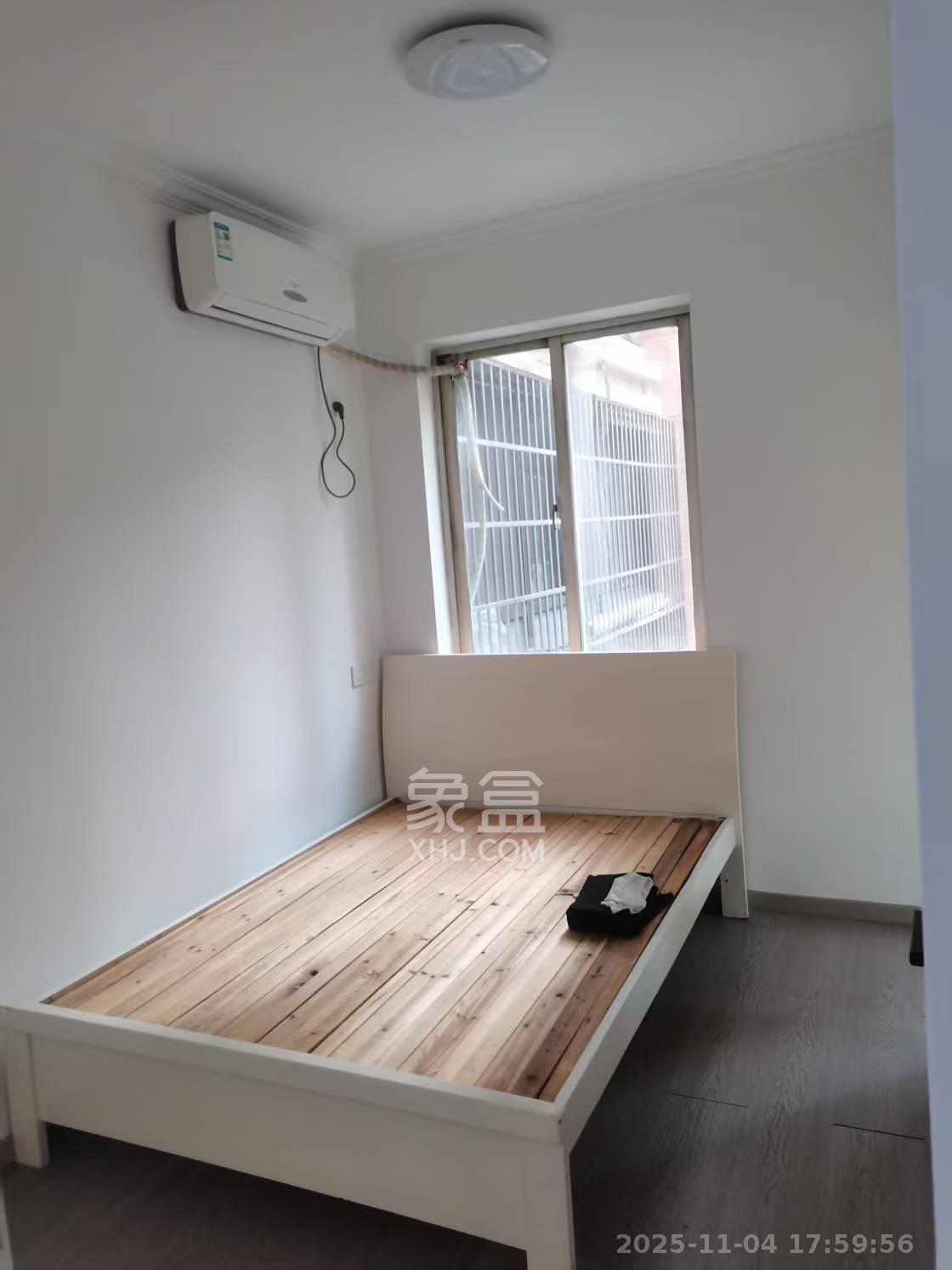 锦湘国际星城一期(锦美苑) 5室2厅2卫 3500.0元/月 锦湘国际星城一期(锦美苑) 5室2厅2卫 3500.0元/月室内图