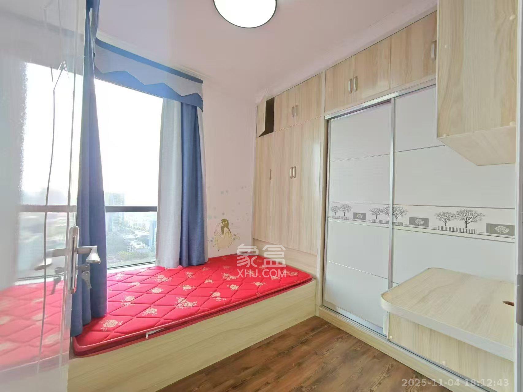 蓝光幸福满庭  2室2厅1卫    2100.0元/月室内图