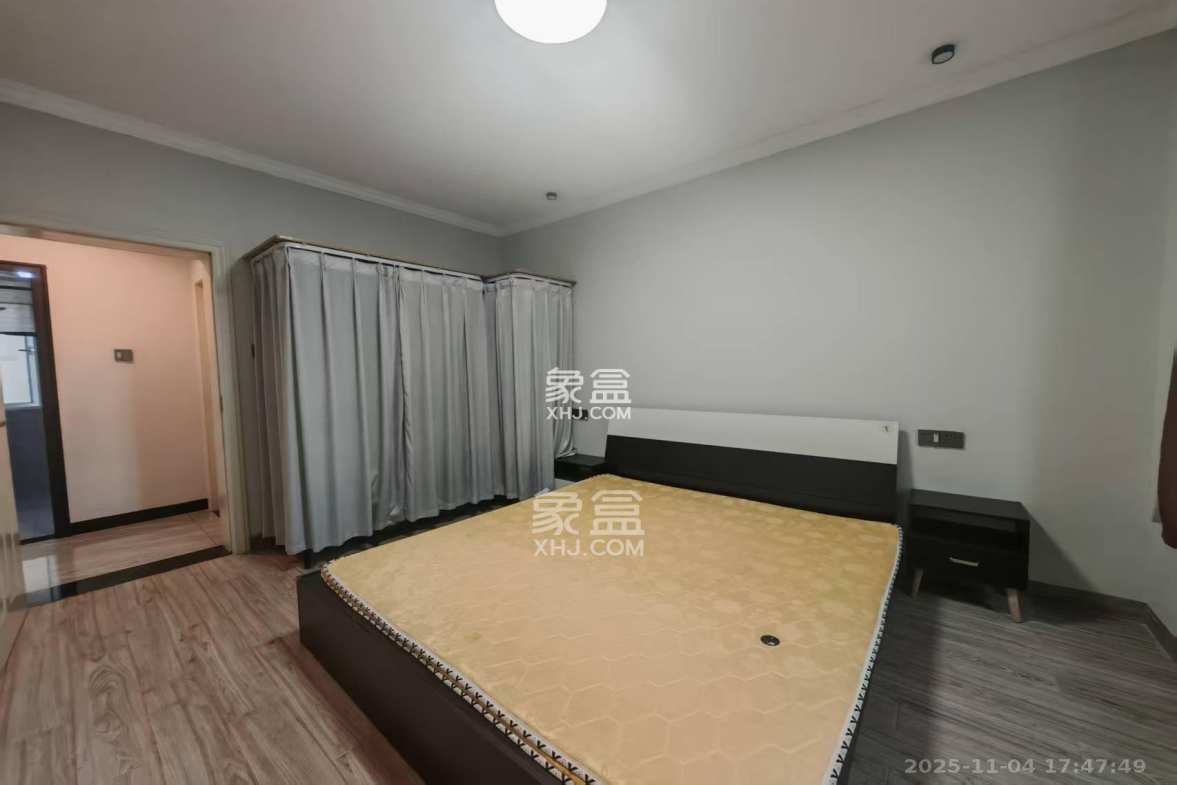 恒广国际景园一二区 1室2厅1卫 2000.0元/月 恒广国际景园一二区 1室2厅1卫 2000.0元/月室内图