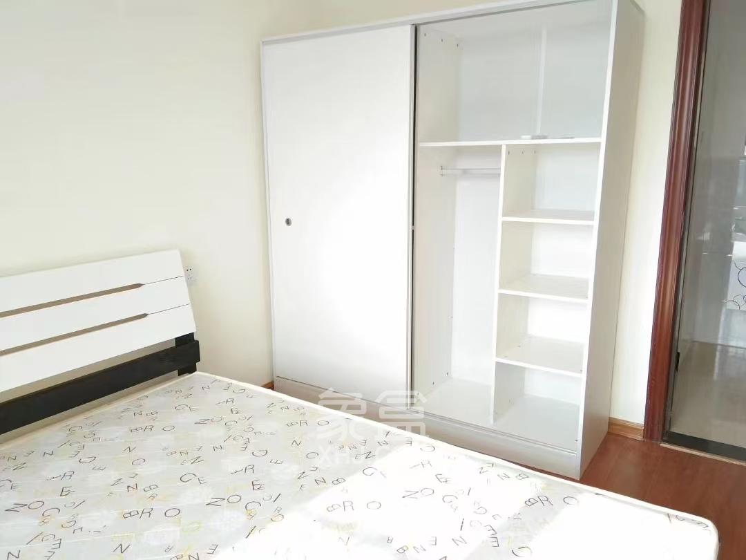 阳光城尚东湾青云苑  2室1厅1卫    2000.0元/月室内图