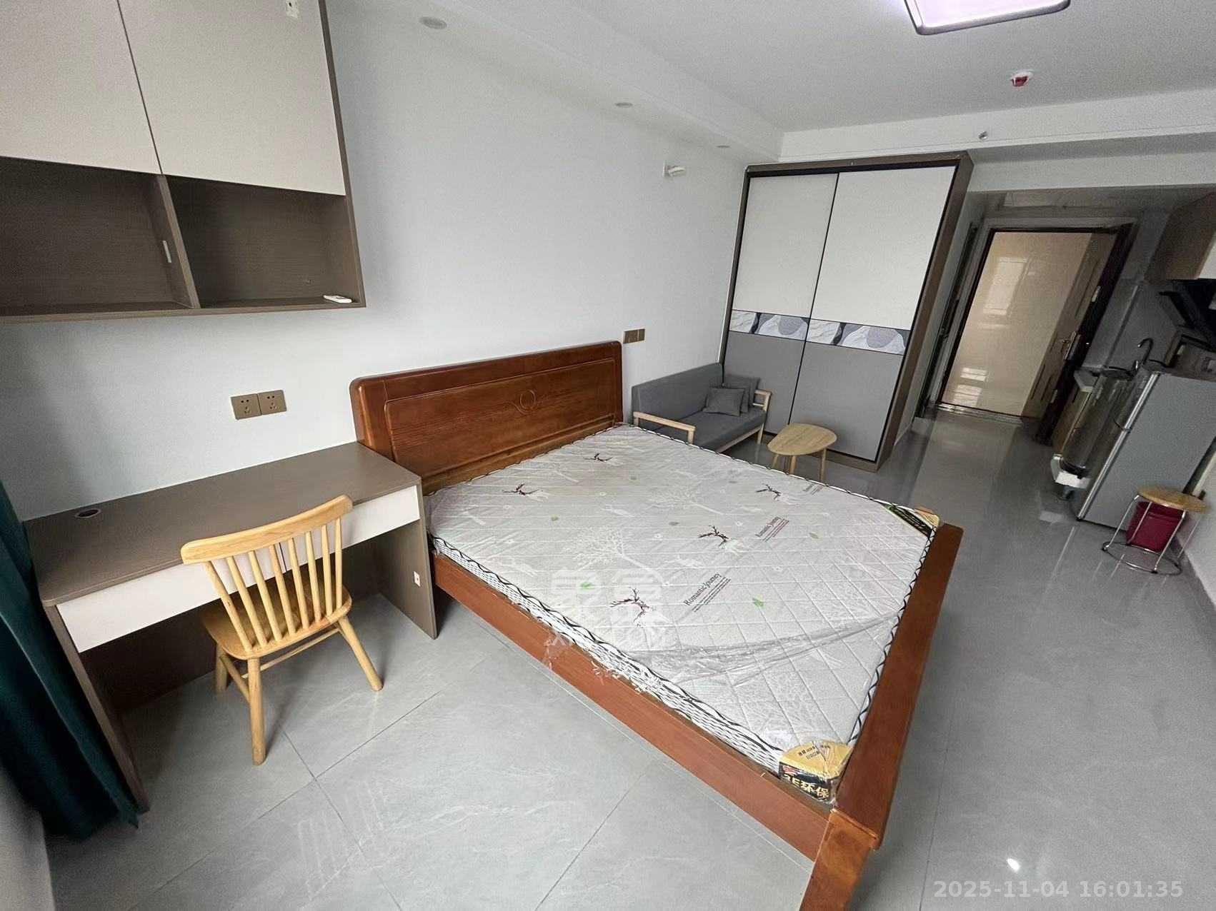 中海珑悦府 1室0厅0卫 1100.0元/月 中海珑悦府 1室0厅0卫 1100.0元/月室内图