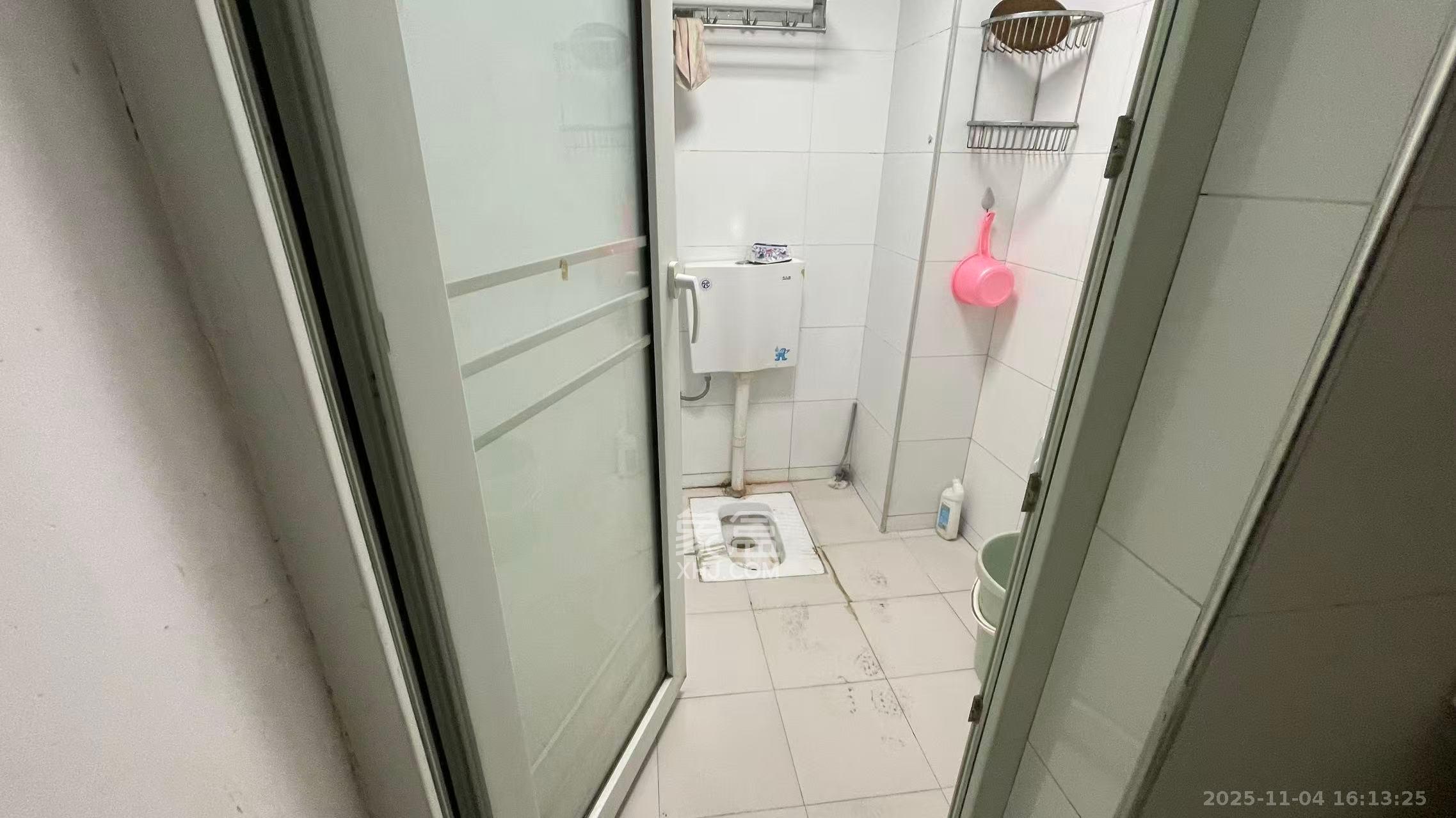 香雨一品 3室2厅1卫 1900.0元/月 香雨一品 3室2厅1卫 1900.0元/月室内图