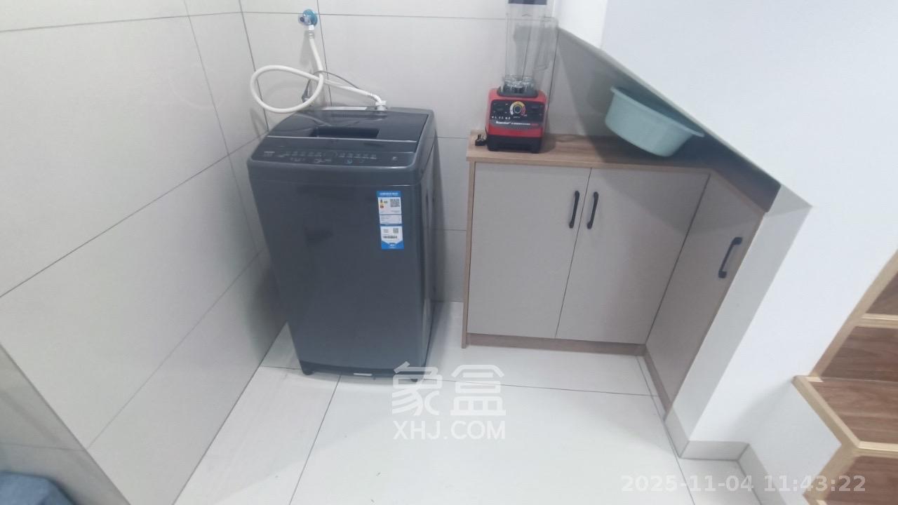 新长海D1站 1室1厅1卫 1400.0元/月 新长海D1站 1室1厅1卫 1400.0元/月室内图