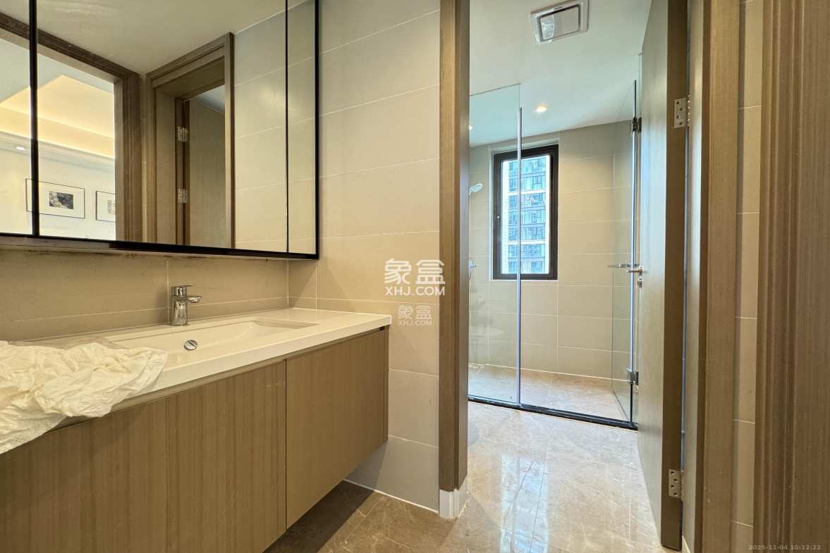 新力铂园(江山云著) 4室1厅2卫 6000.0元/月 新力铂园(江山云著) 4室1厅2卫 6000.0元/月室内图