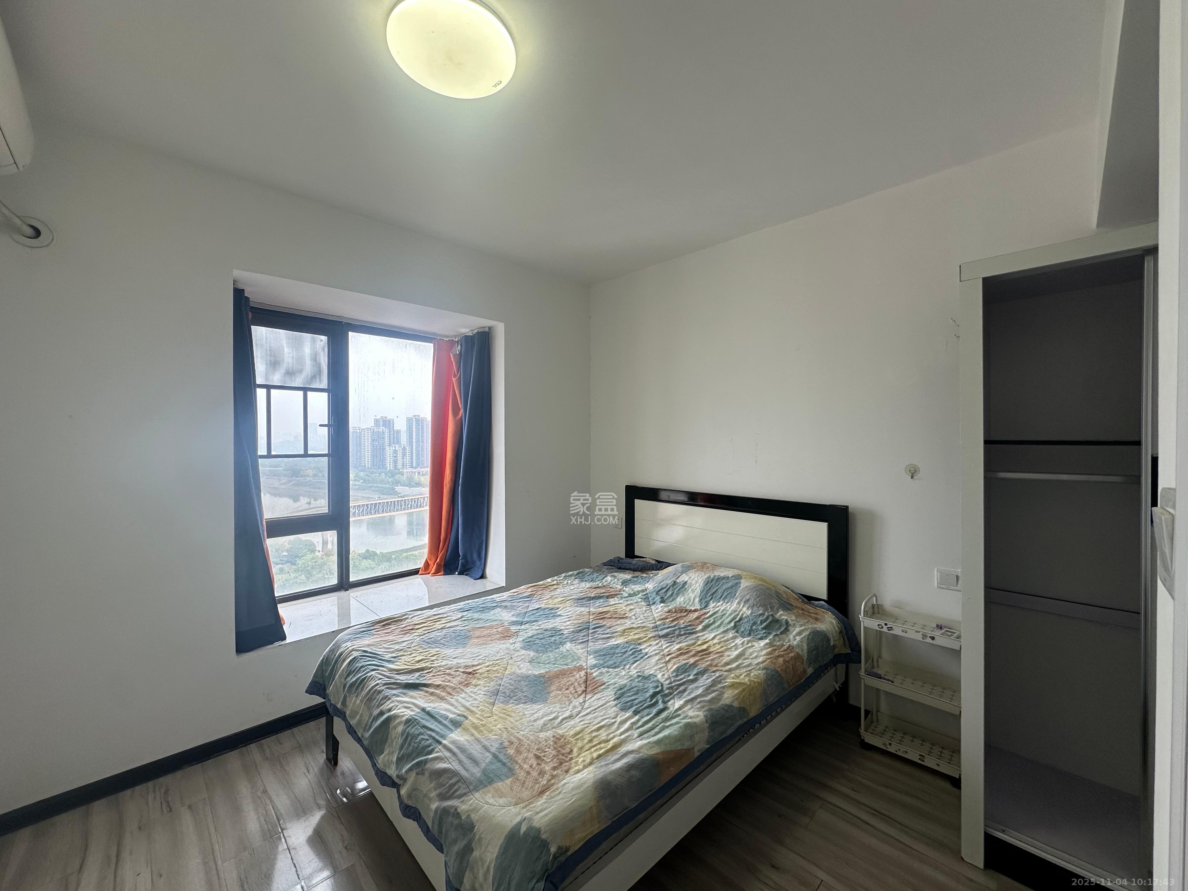 中欣楚天熙苑  3室2厅2卫    2600.0元/月室内图