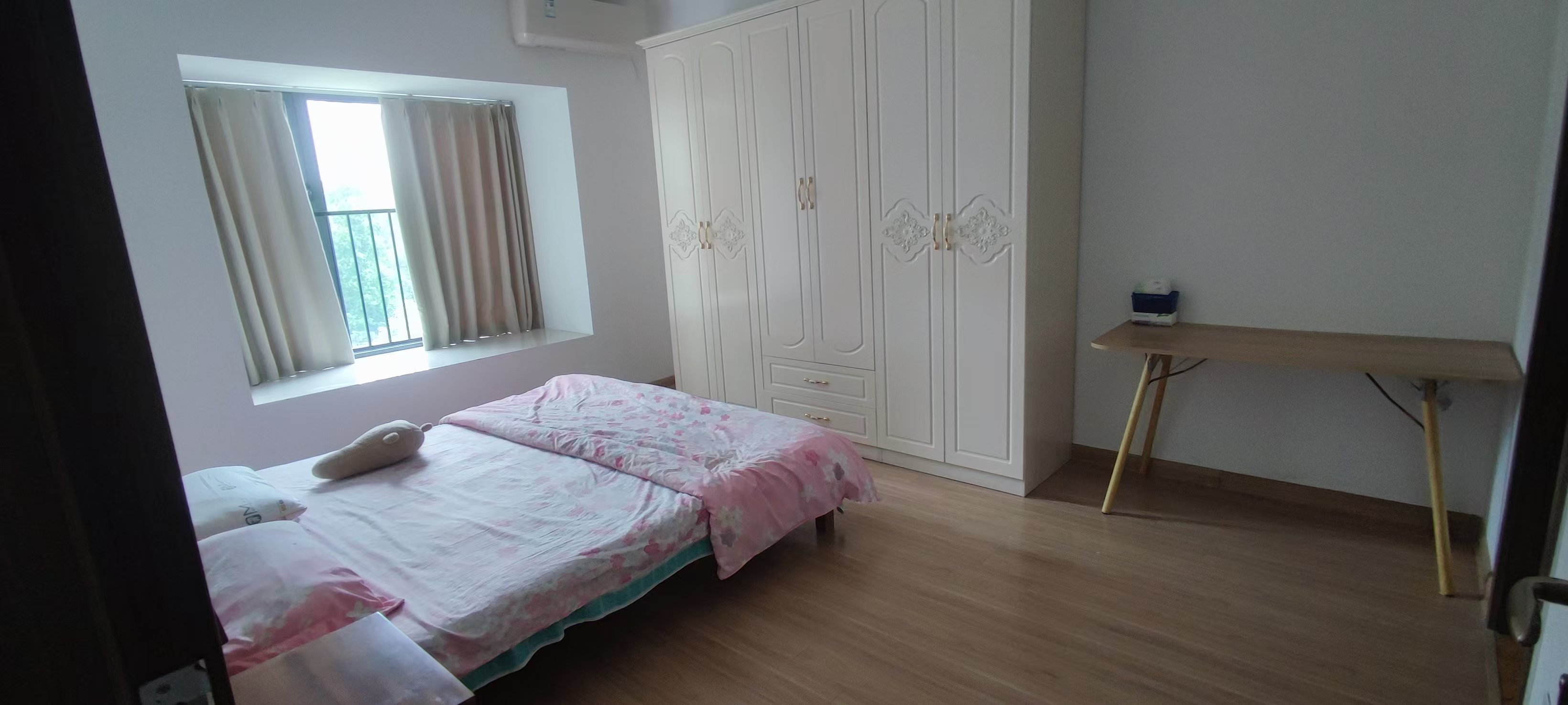 碧桂园梓山府 3室2厅2卫 1900.0元/月 碧桂园梓山府 3室2厅2卫 1900.0元/月室内图