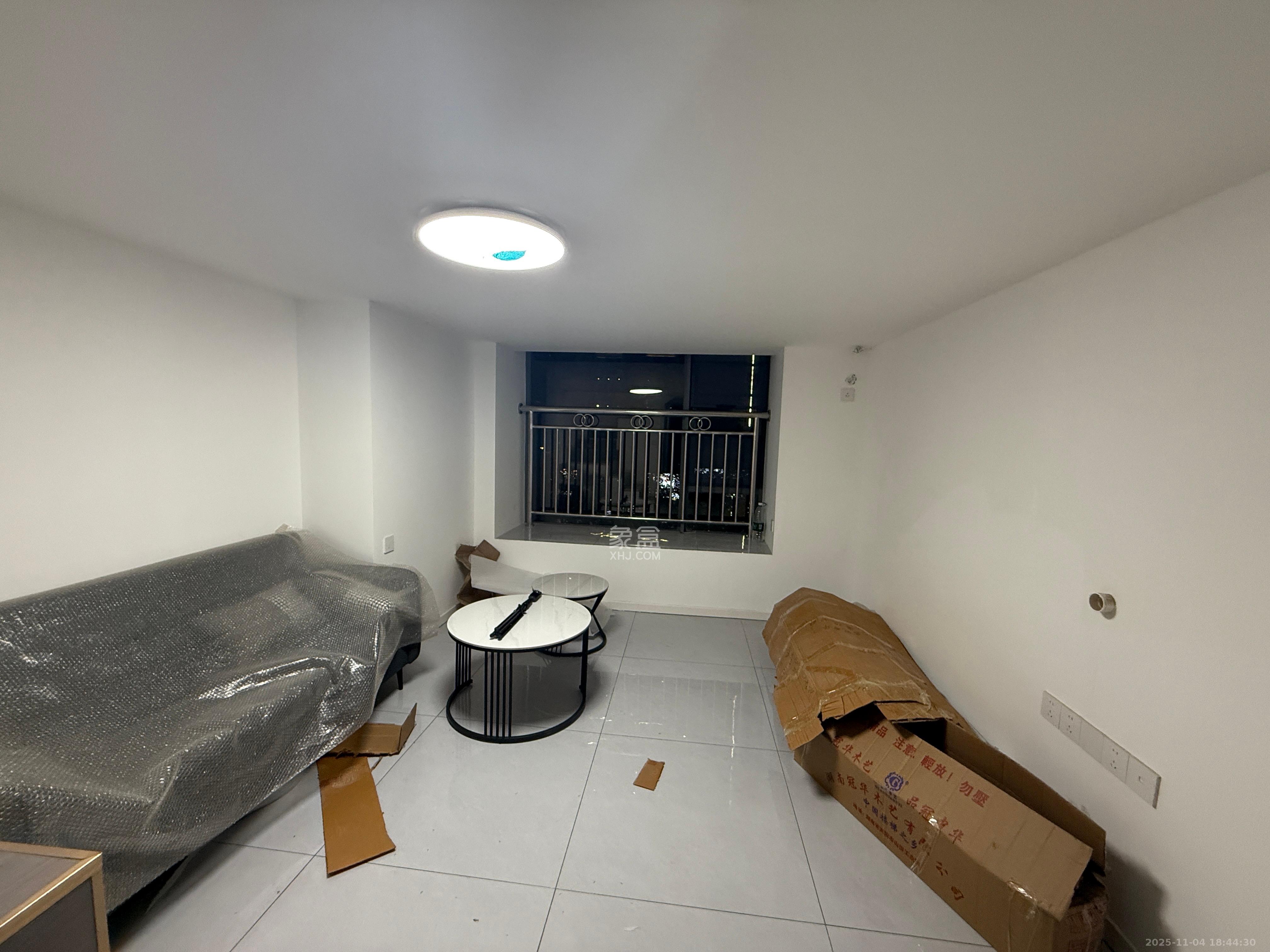 佳兆业云顶都汇  1室0厅0卫    1700.0元/月