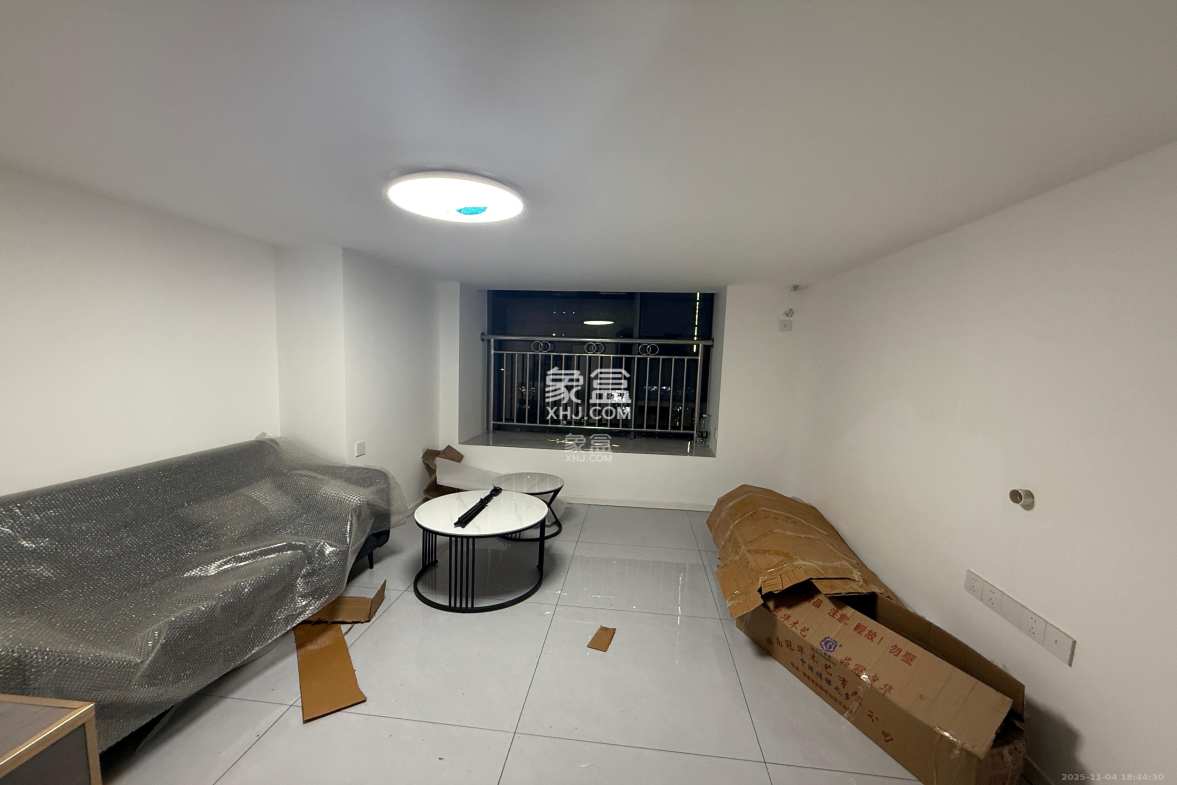 佳兆业云顶都汇 1室0厅0卫 1700.0元/月 佳兆业云顶都汇 1室0厅0卫 1700.0元/月室内图