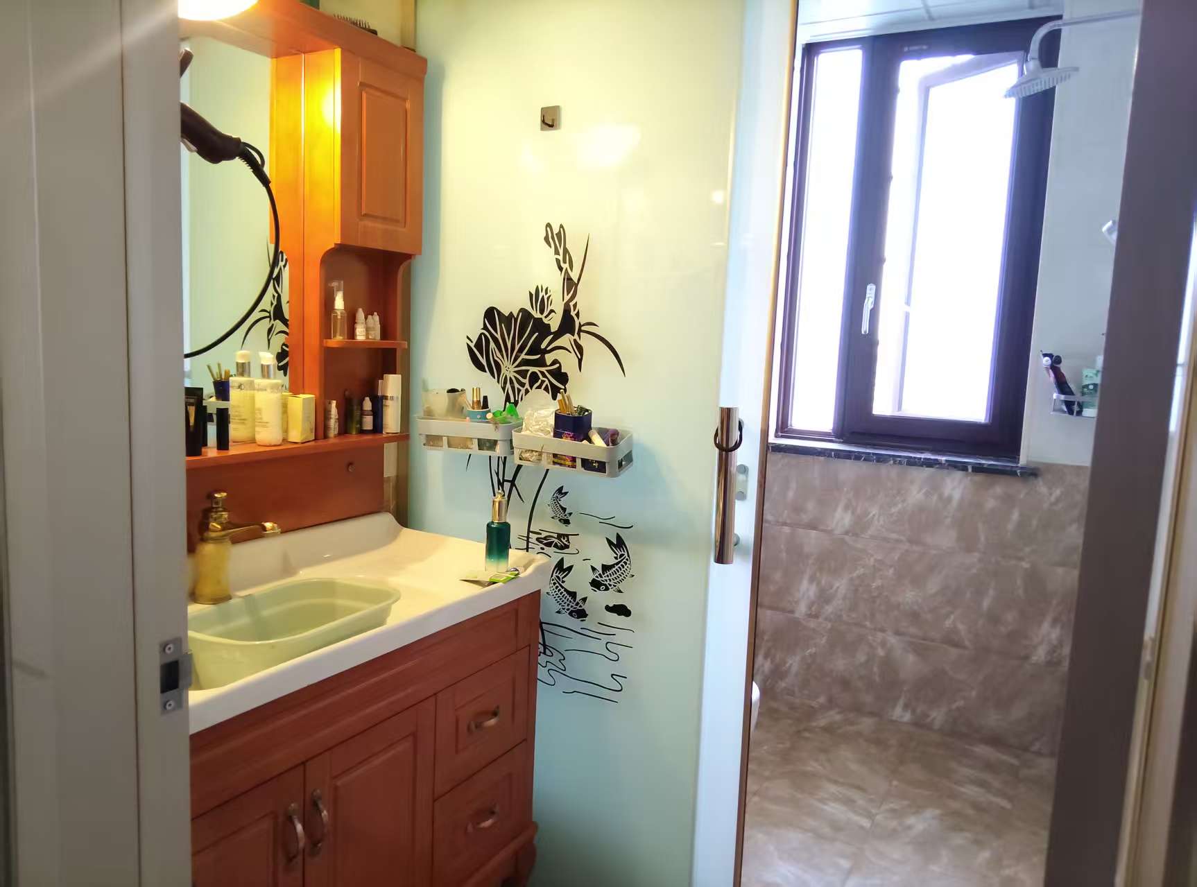 梓湖观邸  3室2厅2卫    1500.0元/月室内图