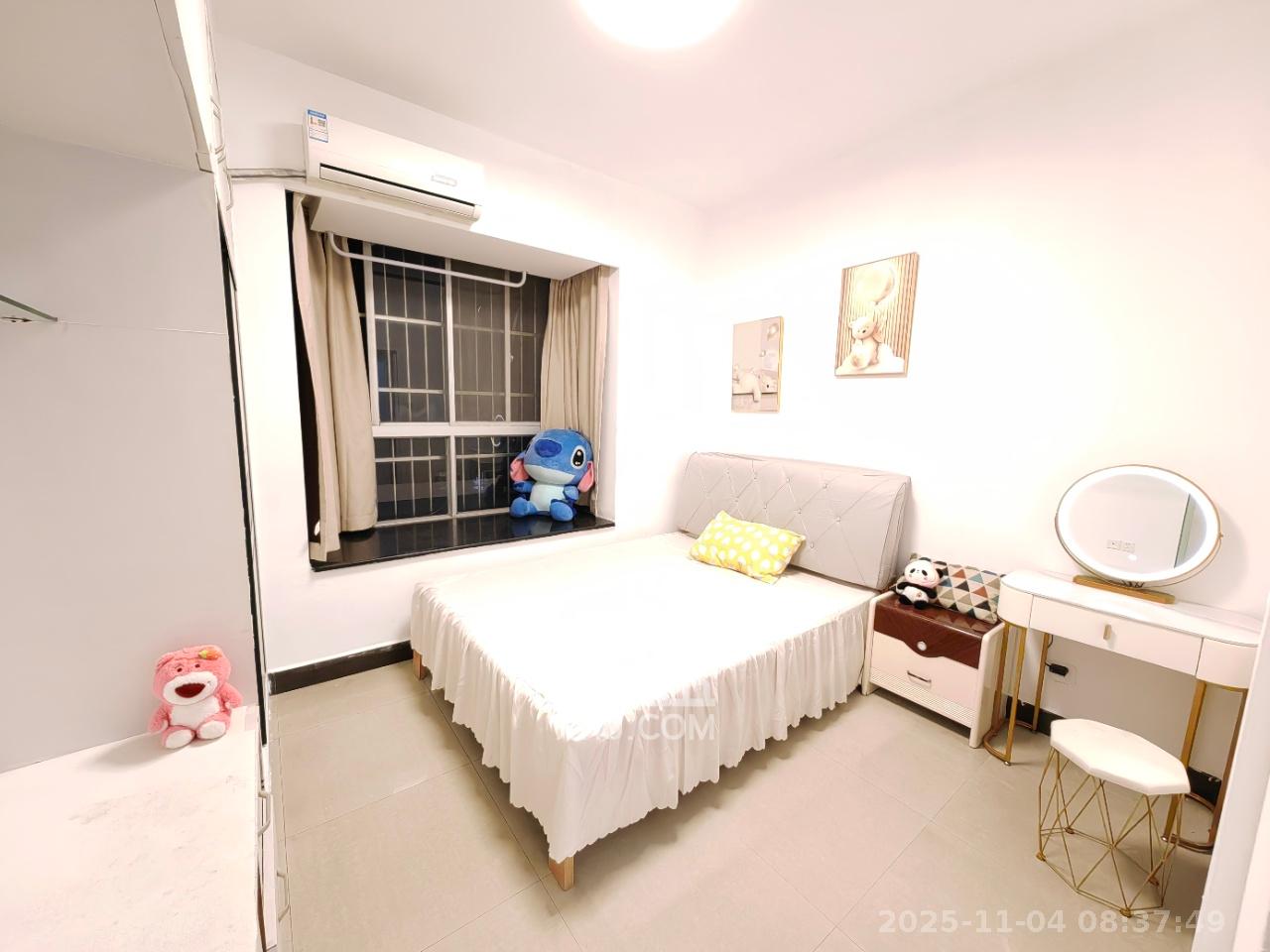 东方新世界  3室1厅1卫    3200.0元/月室内图