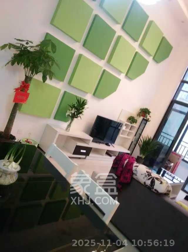 保利麓谷林语A区  2室2厅1卫    2300.0元/月室内图