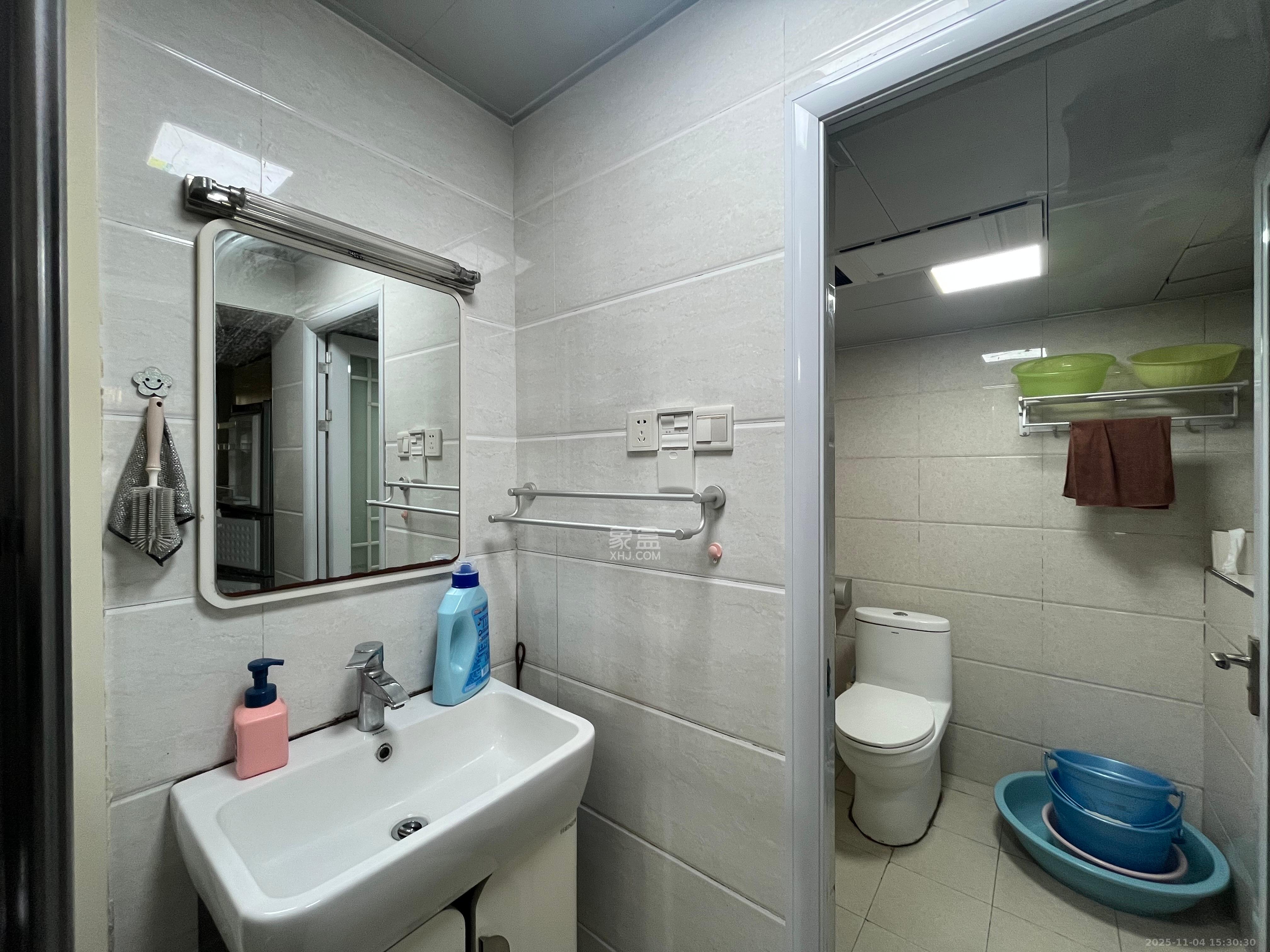 东岸锦城(东方人家)  3室1厅1卫    1600.0元/月室内图