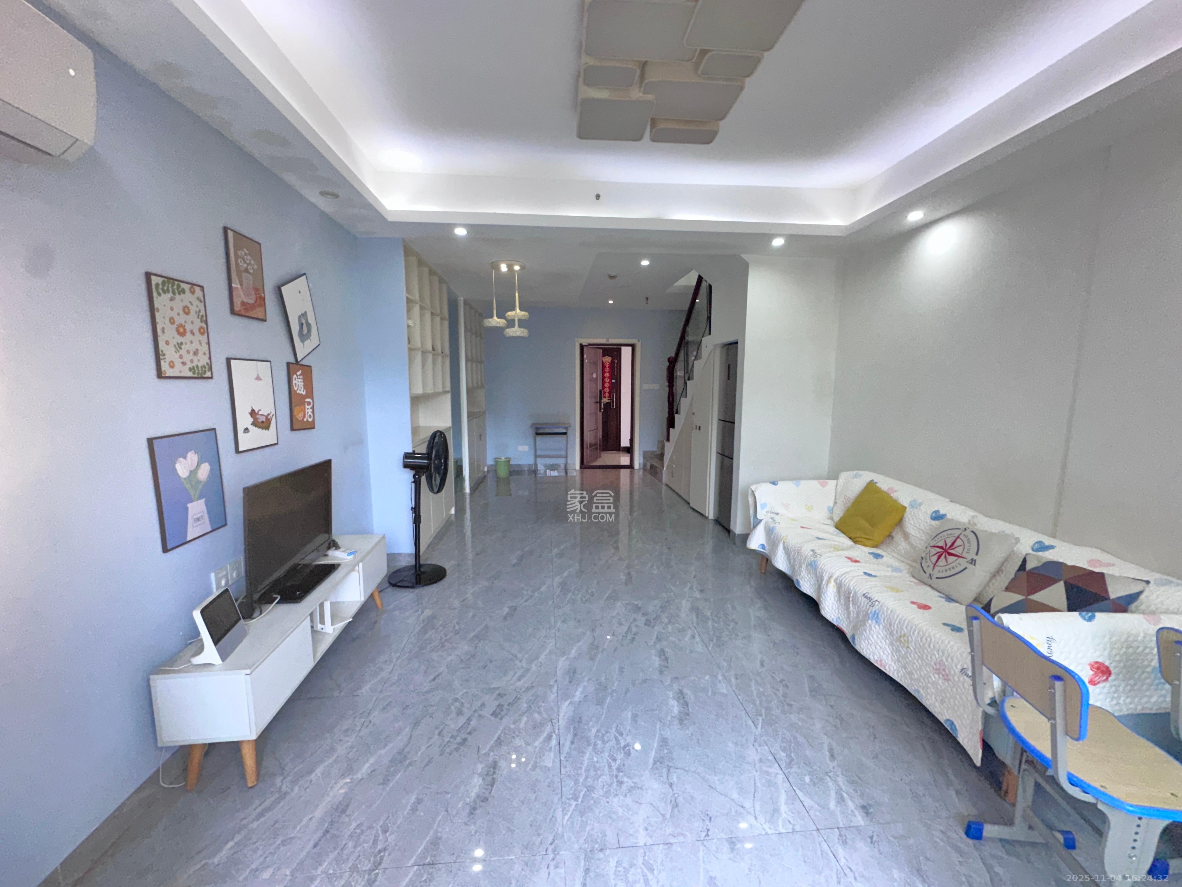 宏聚地中海  2室1厅1卫    1800.0元/月