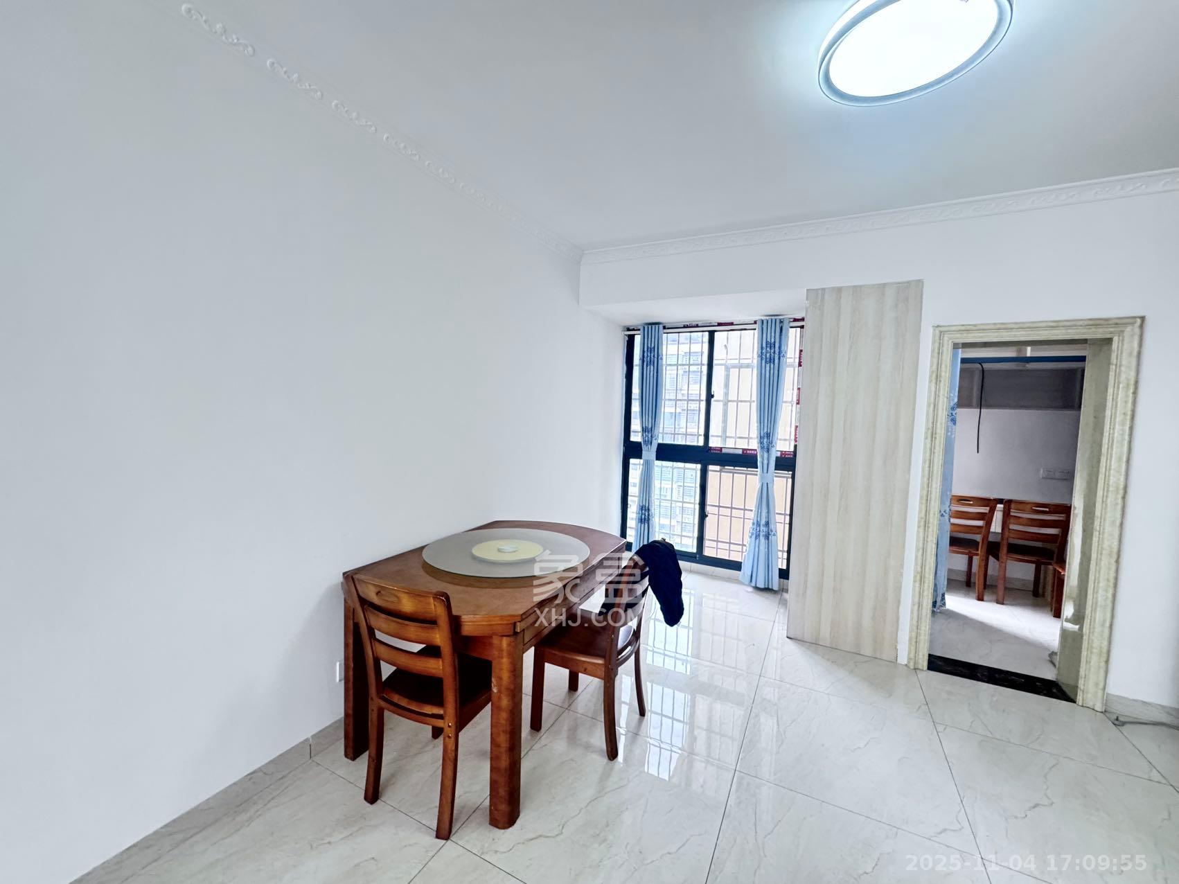 桥头家苑一期 3室2厅2卫 2000.0元/月 桥头家苑一期 3室2厅2卫 2000.0元/月室内图